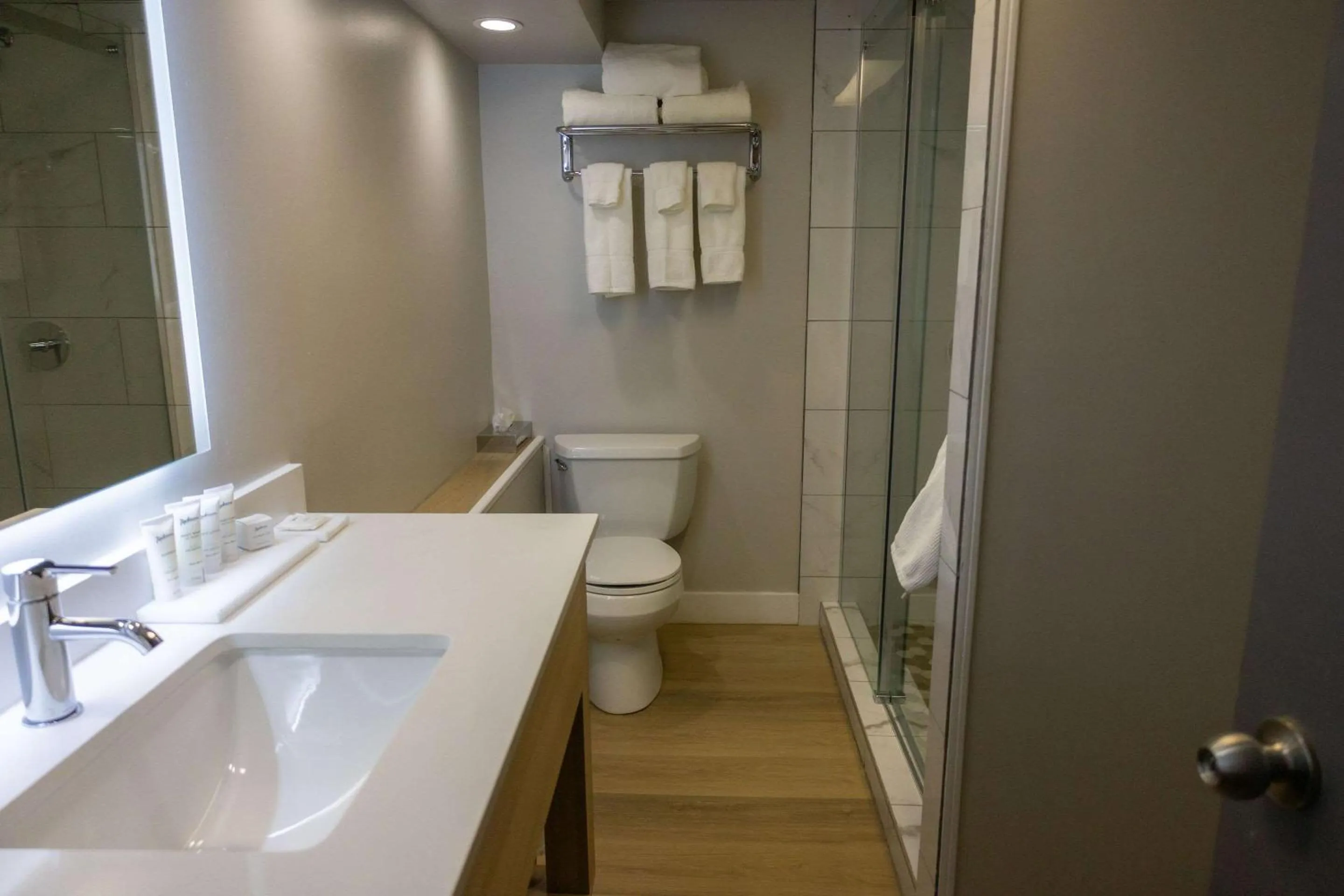 Bedroom in Radisson Hotel Fort St John