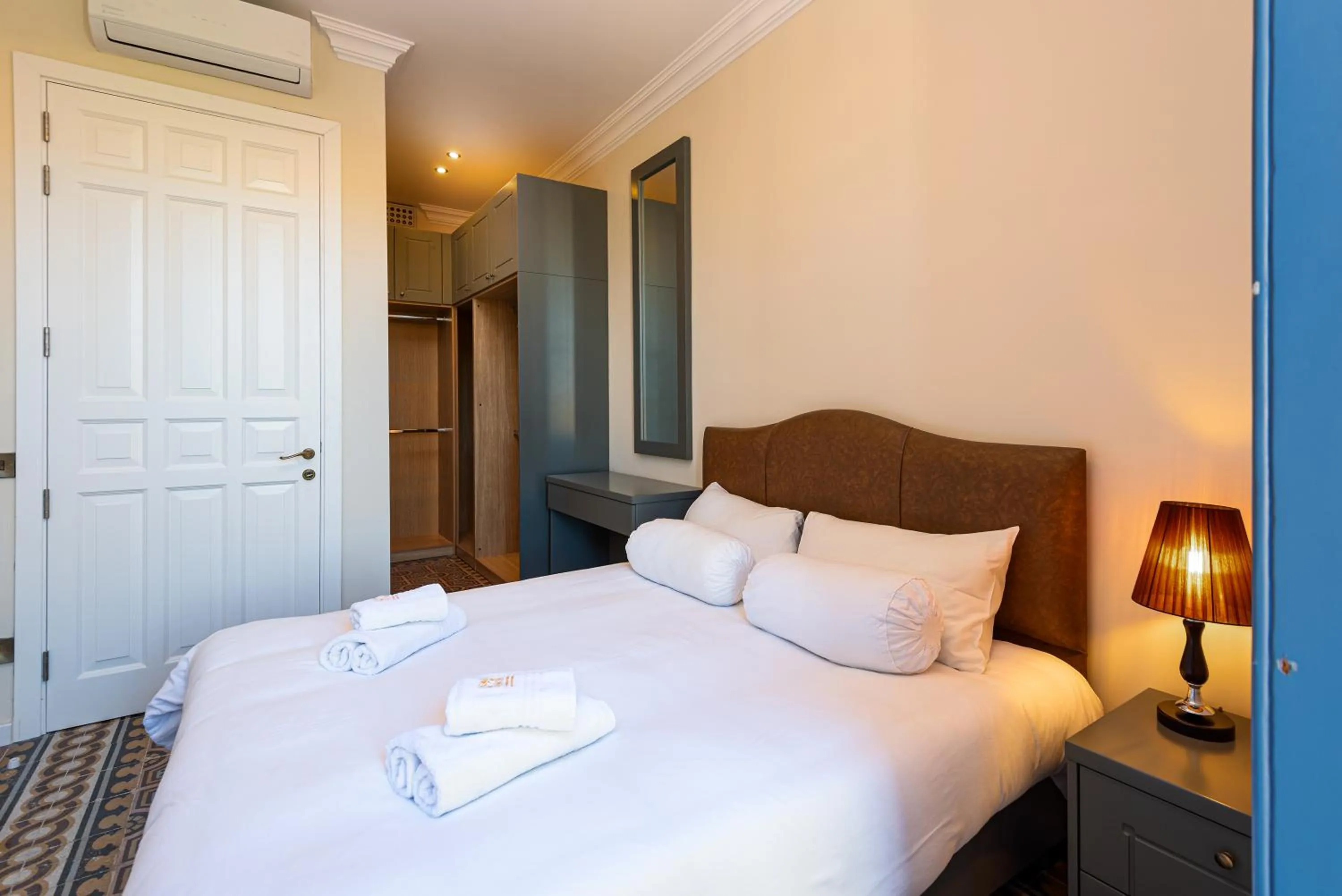 Bedroom, Bed in Independence MALTA APARTMENTS