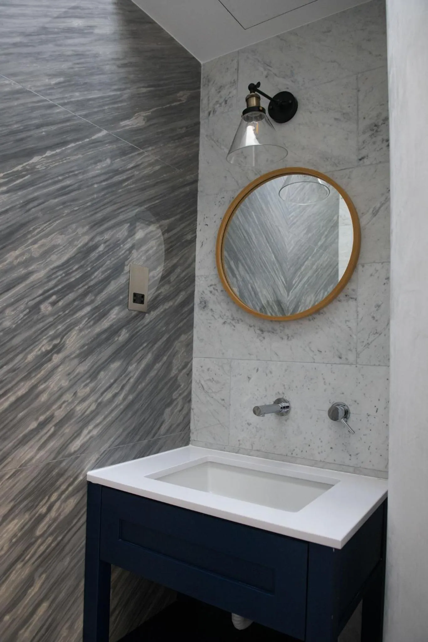 Bathroom in Independence MALTA APARTMENTS