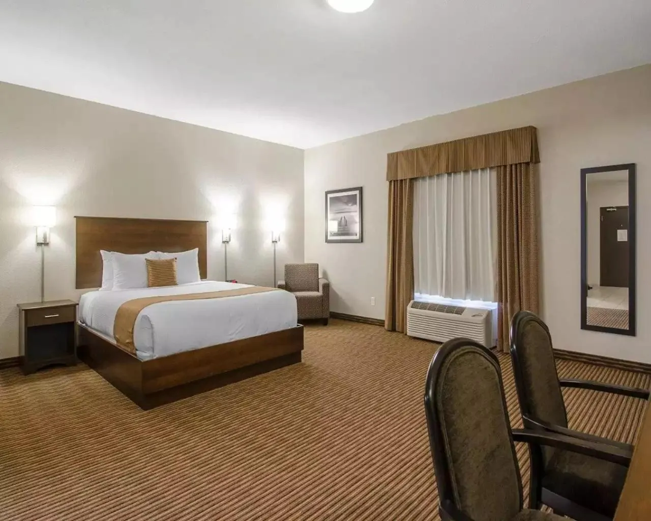 Bed in Travelodge Suites by Wyndham Estevan