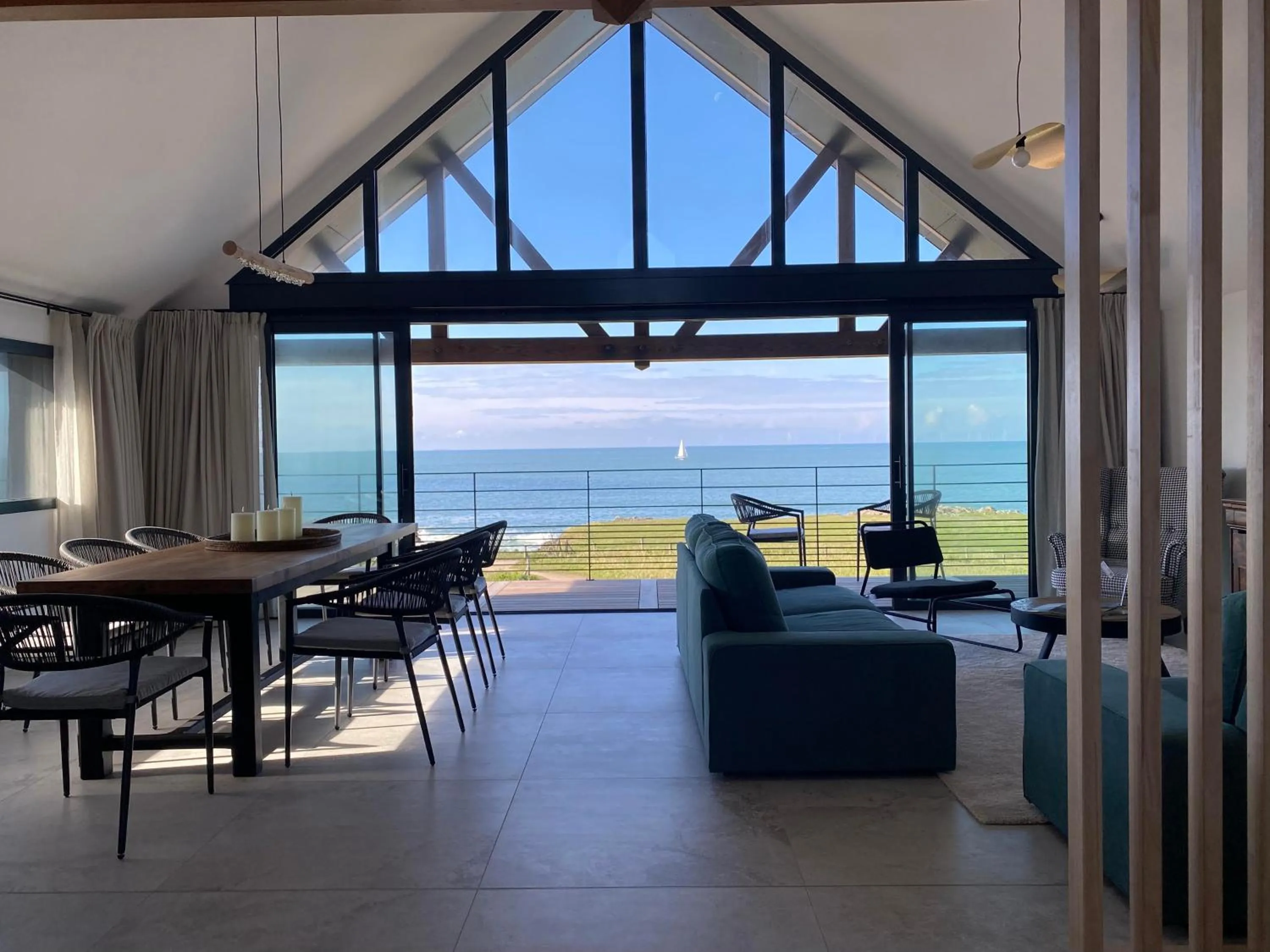 Balcony/Terrace in Hôtel Le Lichen De La Mer