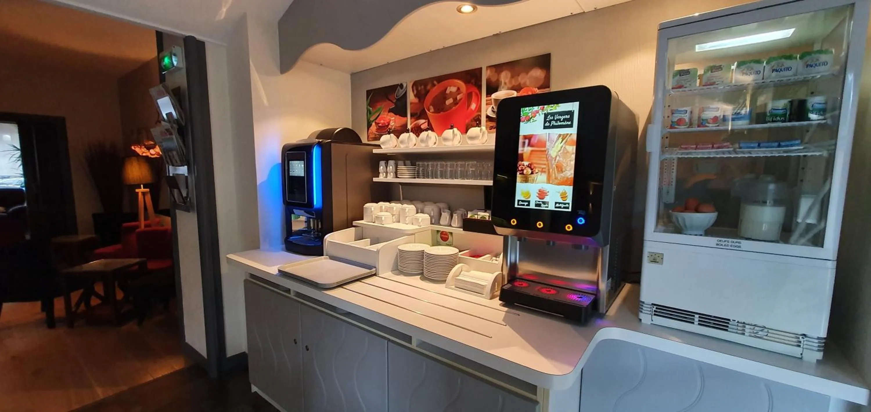 Buffet breakfast in The Originals City, Hôtel Les Océanes, Lorient