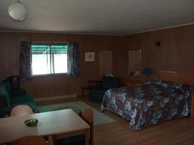 Bed in Sunrise Resort