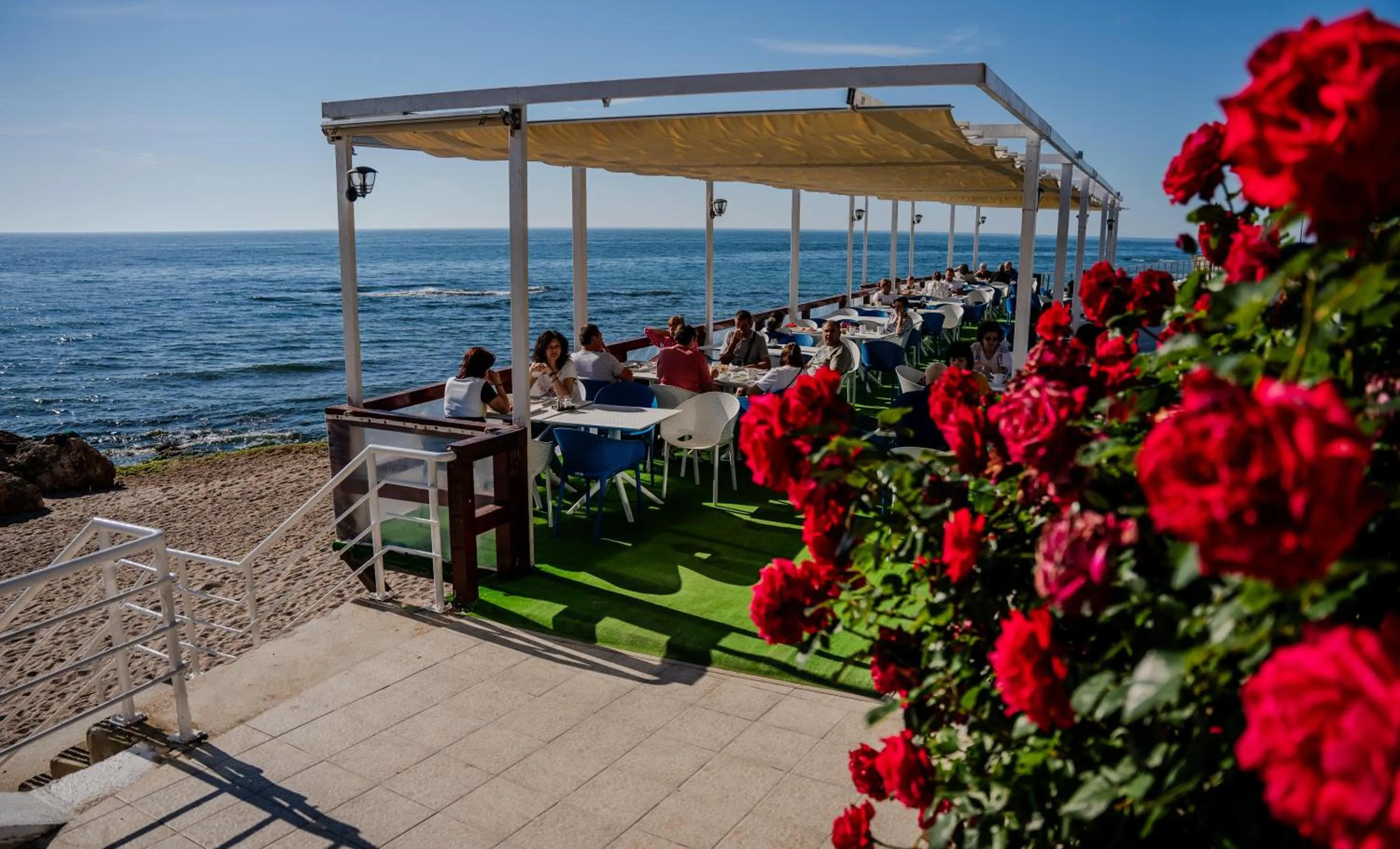 Restaurant/places to eat in Complex Vraja Mării Costinești