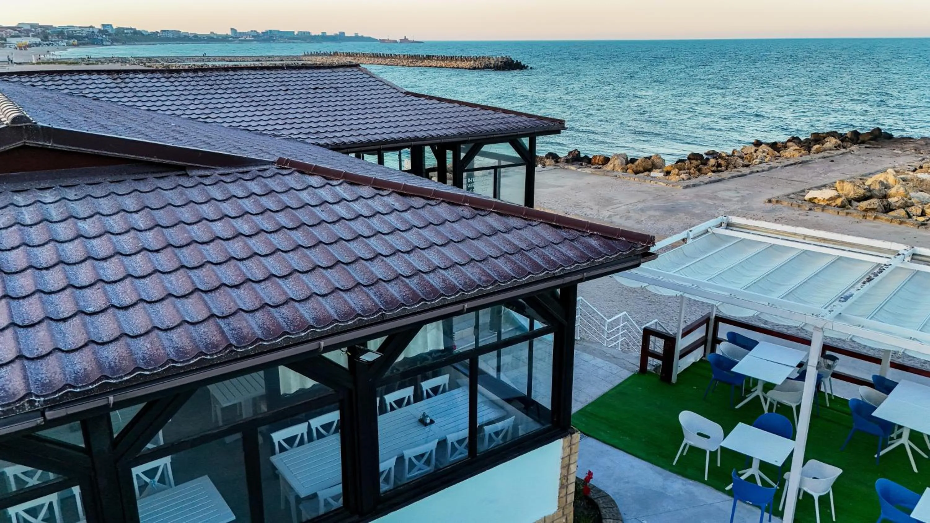 Restaurant/places to eat in Complex Vraja Mării Costinești