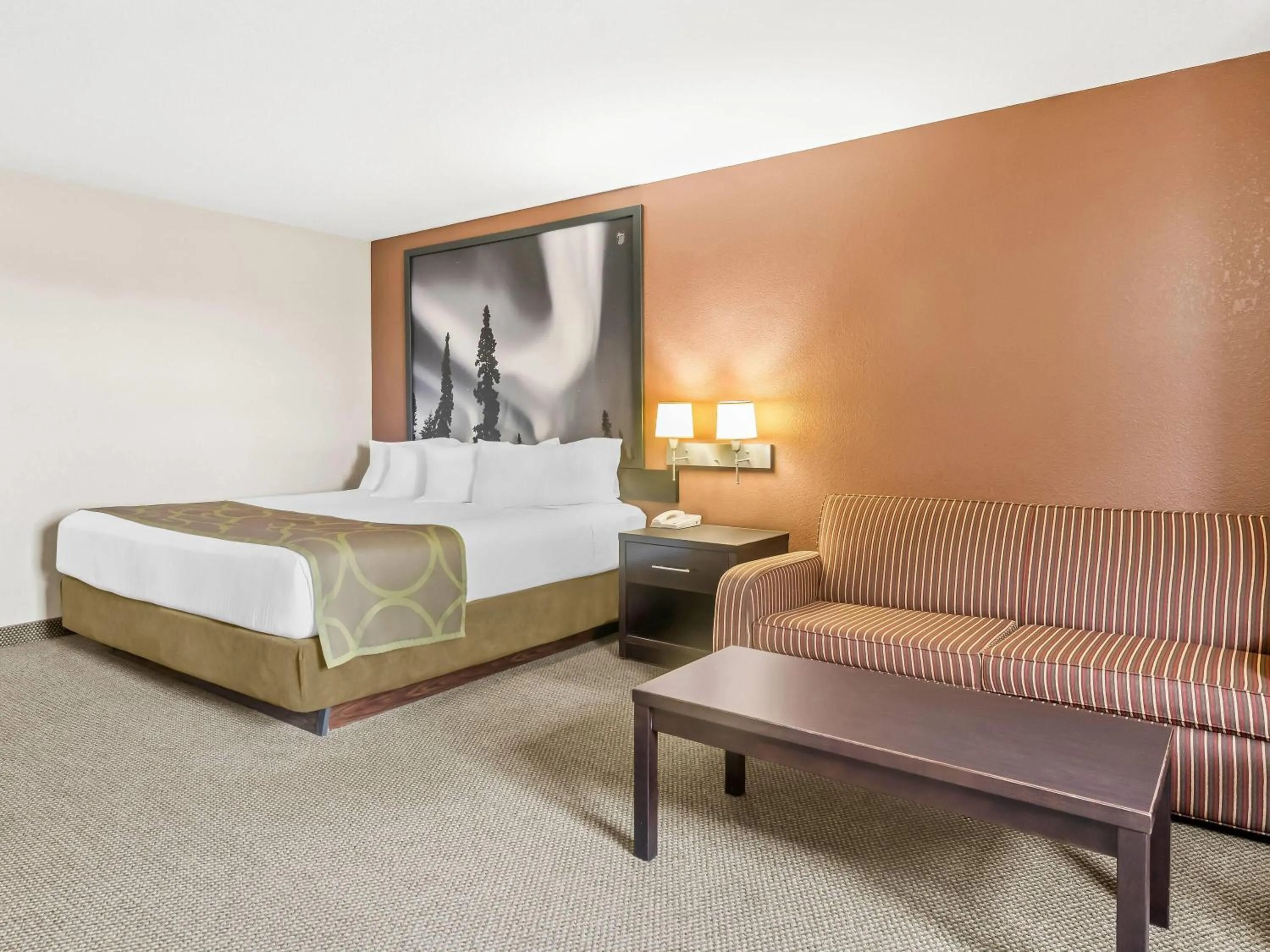 Photo of the whole room, Bed in Super 8 by Wyndham Meadow Lake