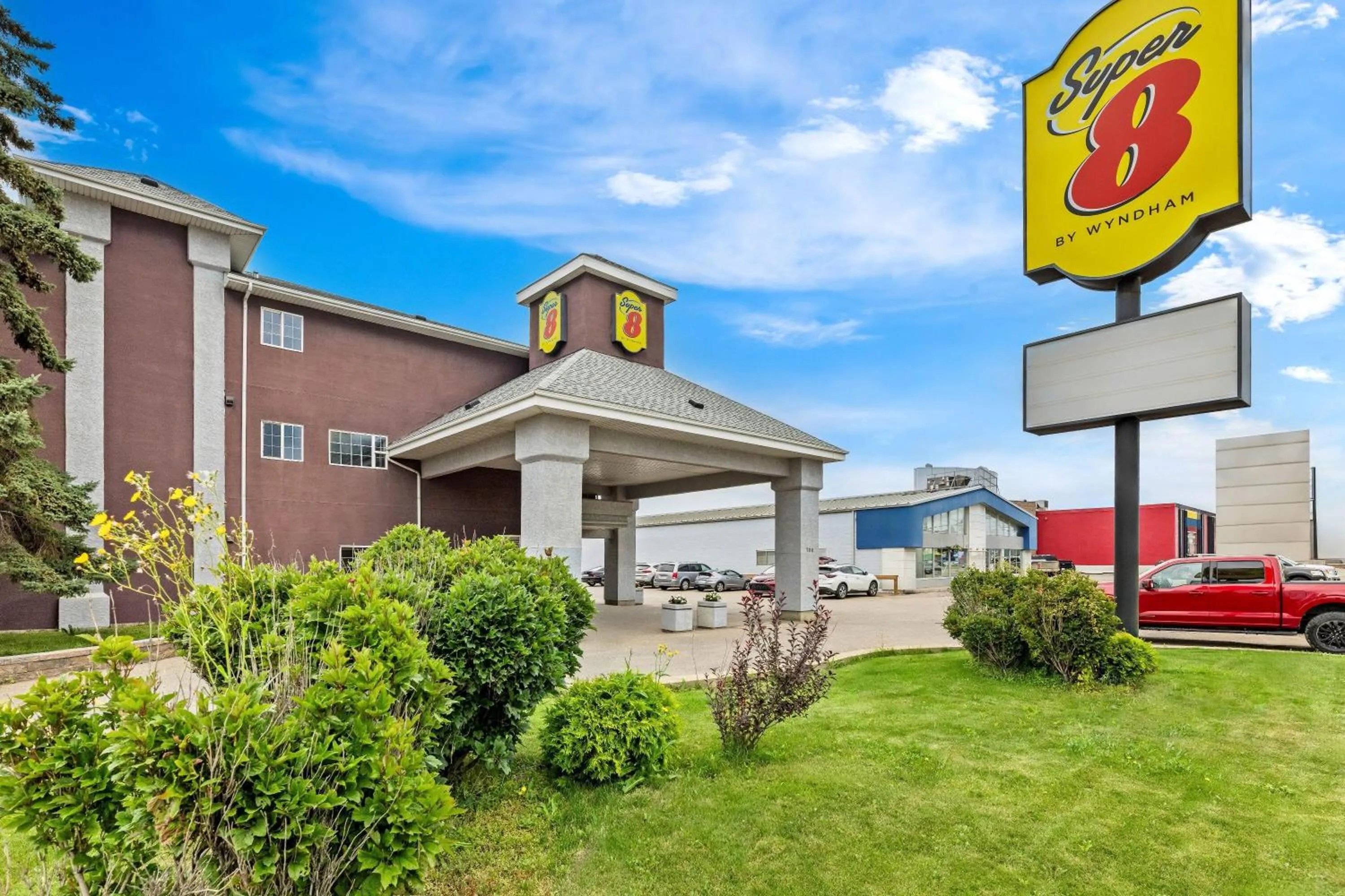 Property building in Super 8 by Wyndham Saskatoon Near Saskatoon Airport