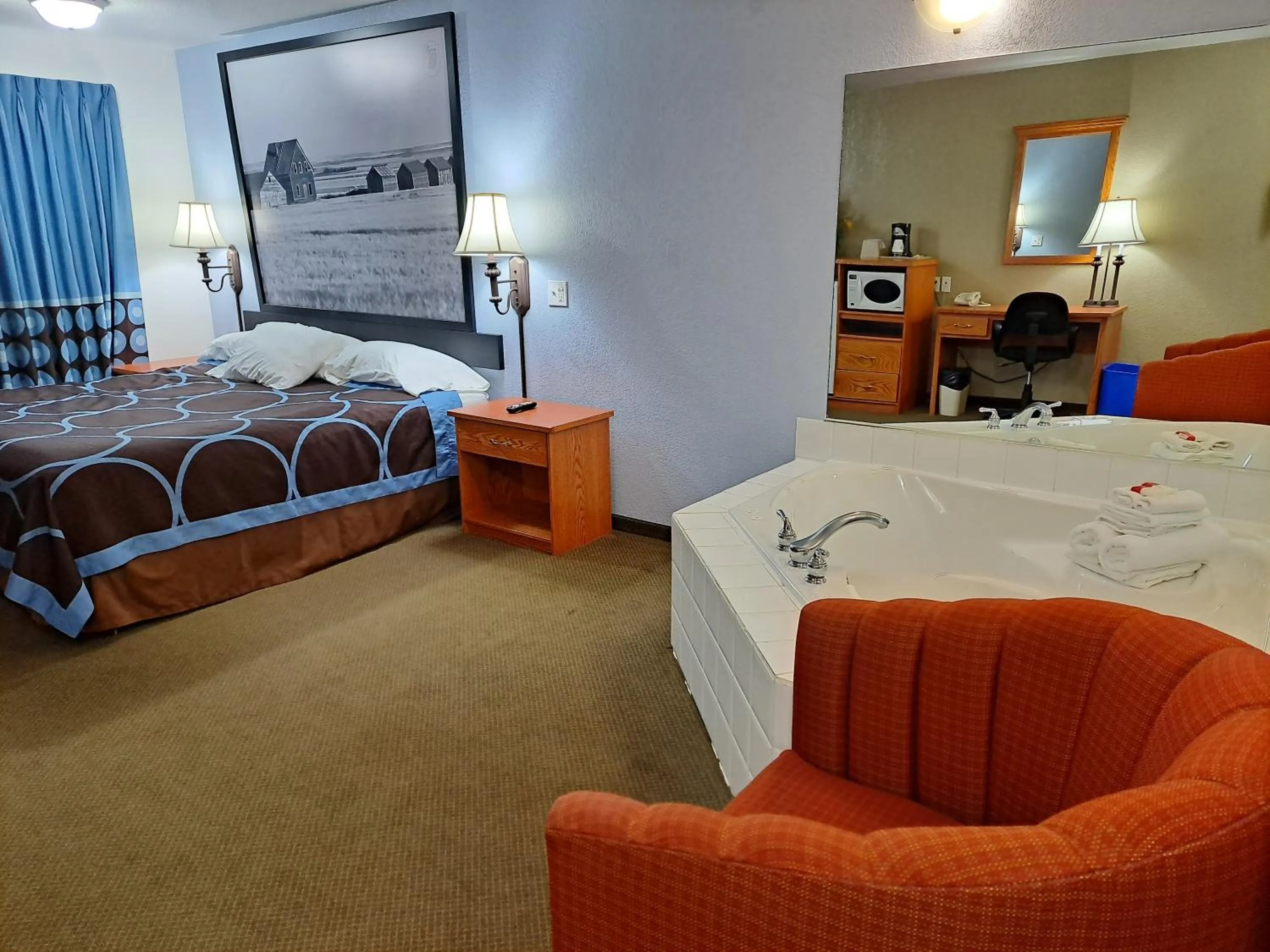 Bed in Super 8 by Wyndham Three Hills AB