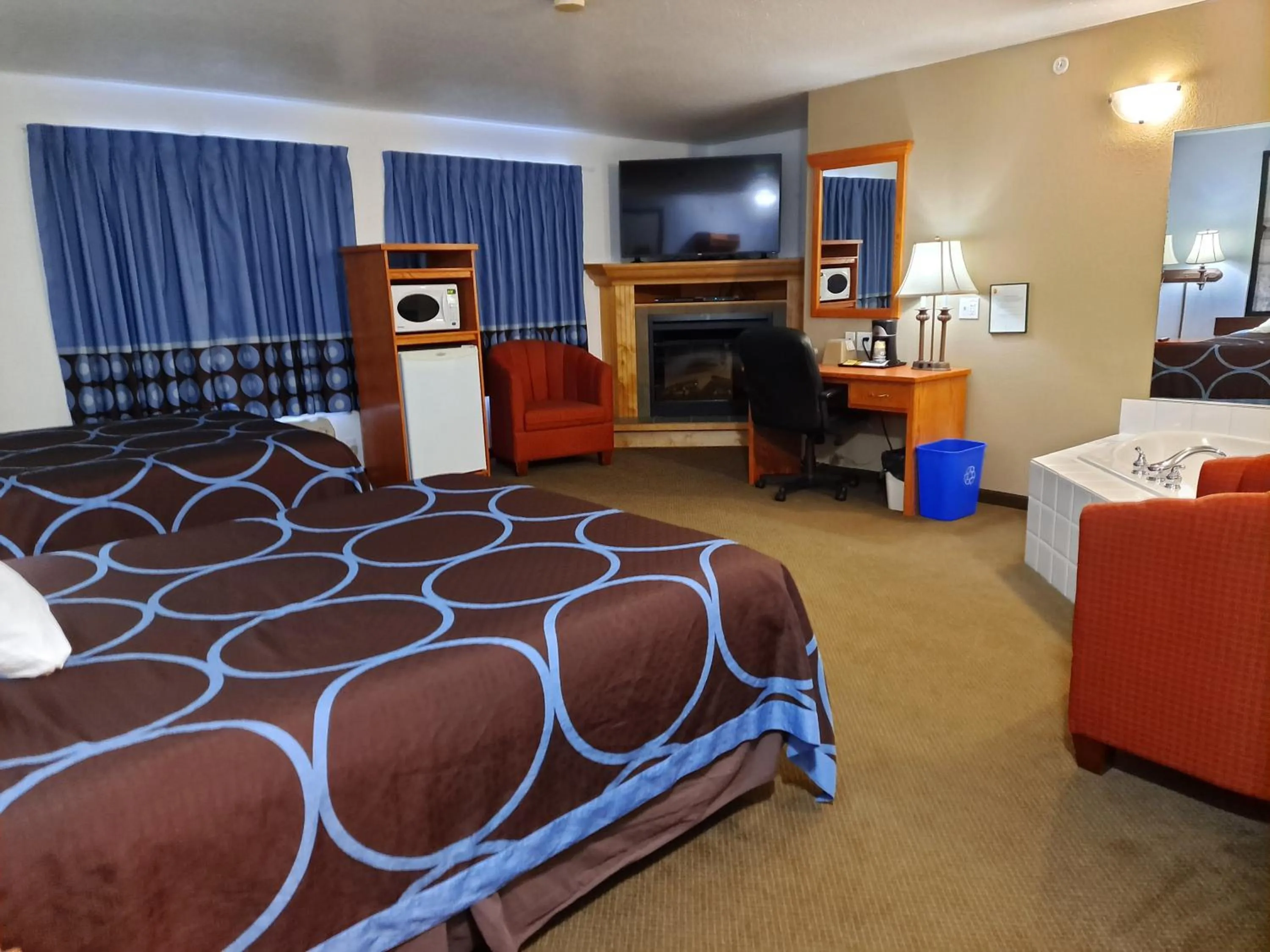 Bed in Super 8 by Wyndham Three Hills AB