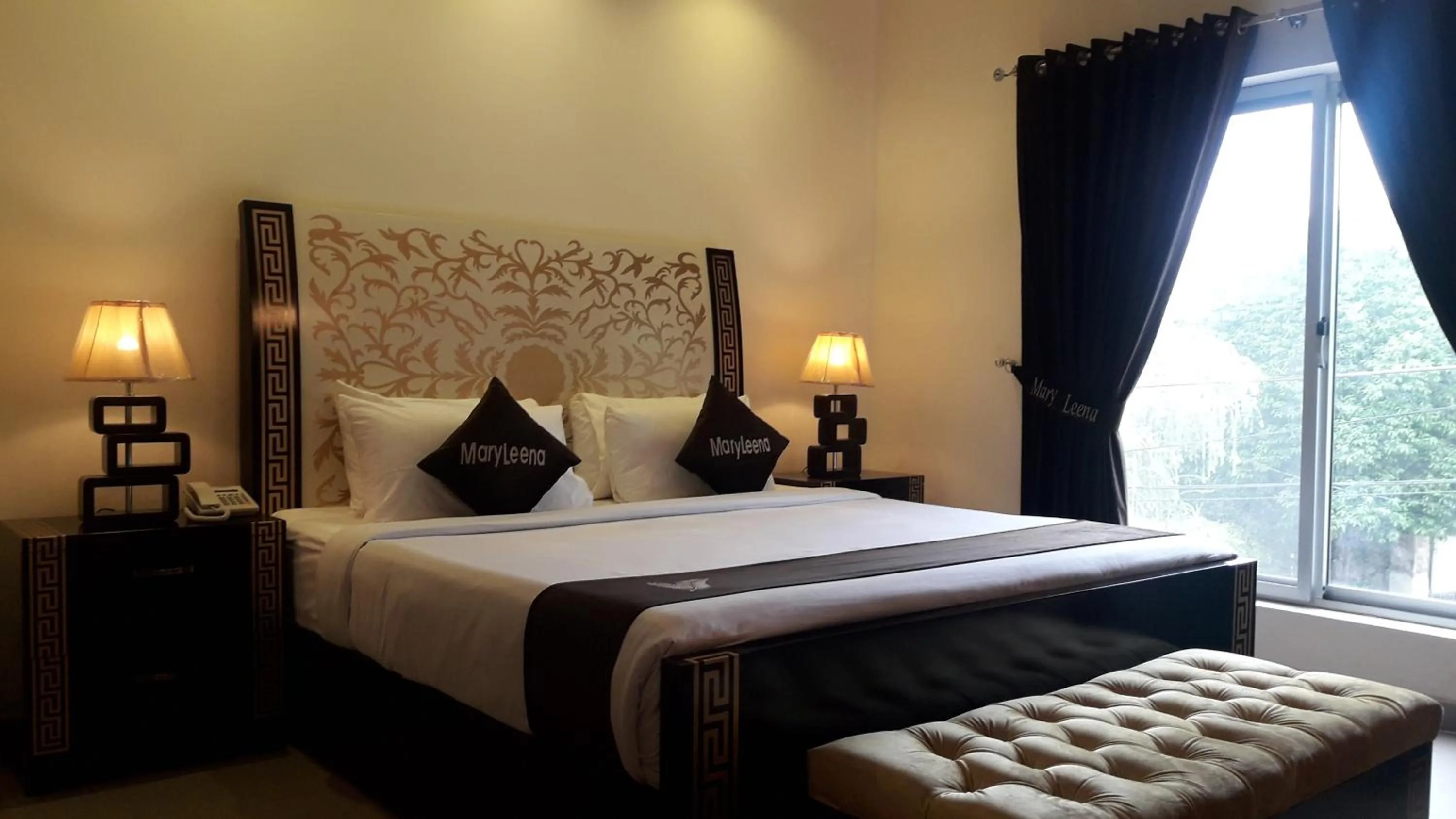 Bedroom, Bed in MaryLeena Hotel Gulberg