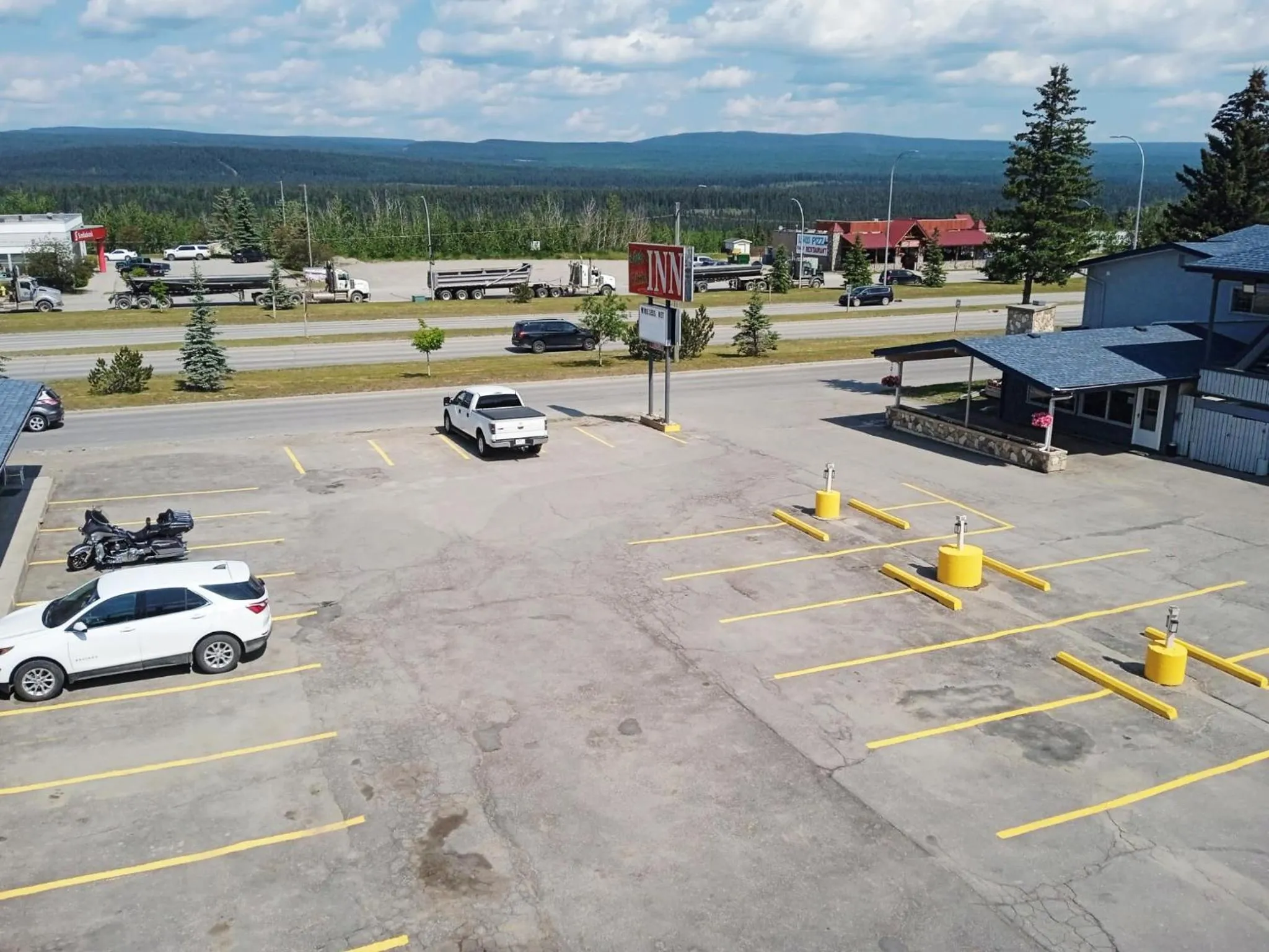 Parking in Tara Vista Inn