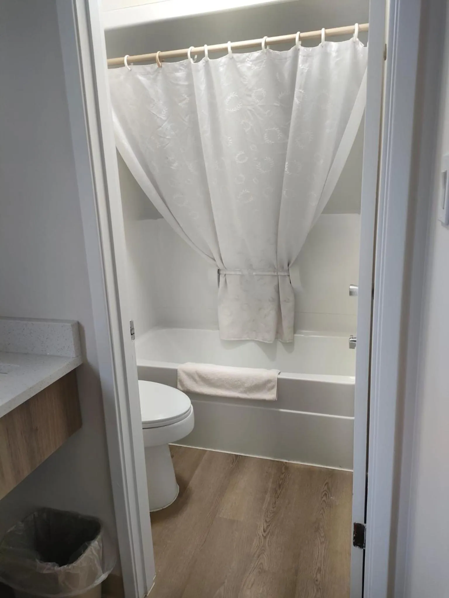 Toilet in Tara Vista Inn