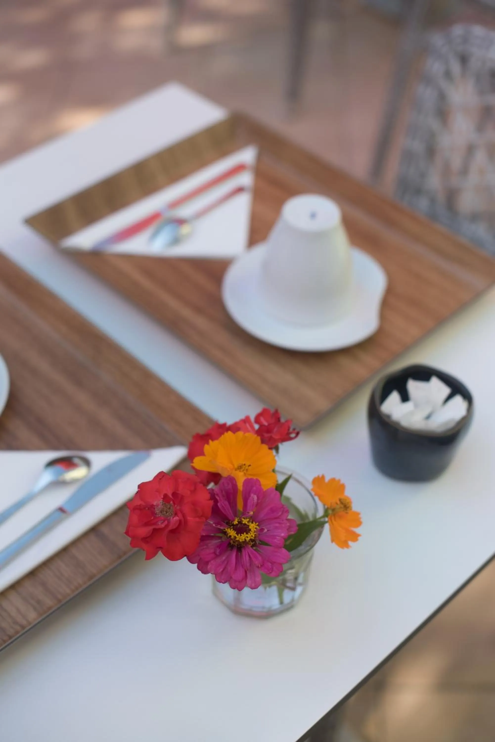 Food and drinks in Hôtel Les Jardins