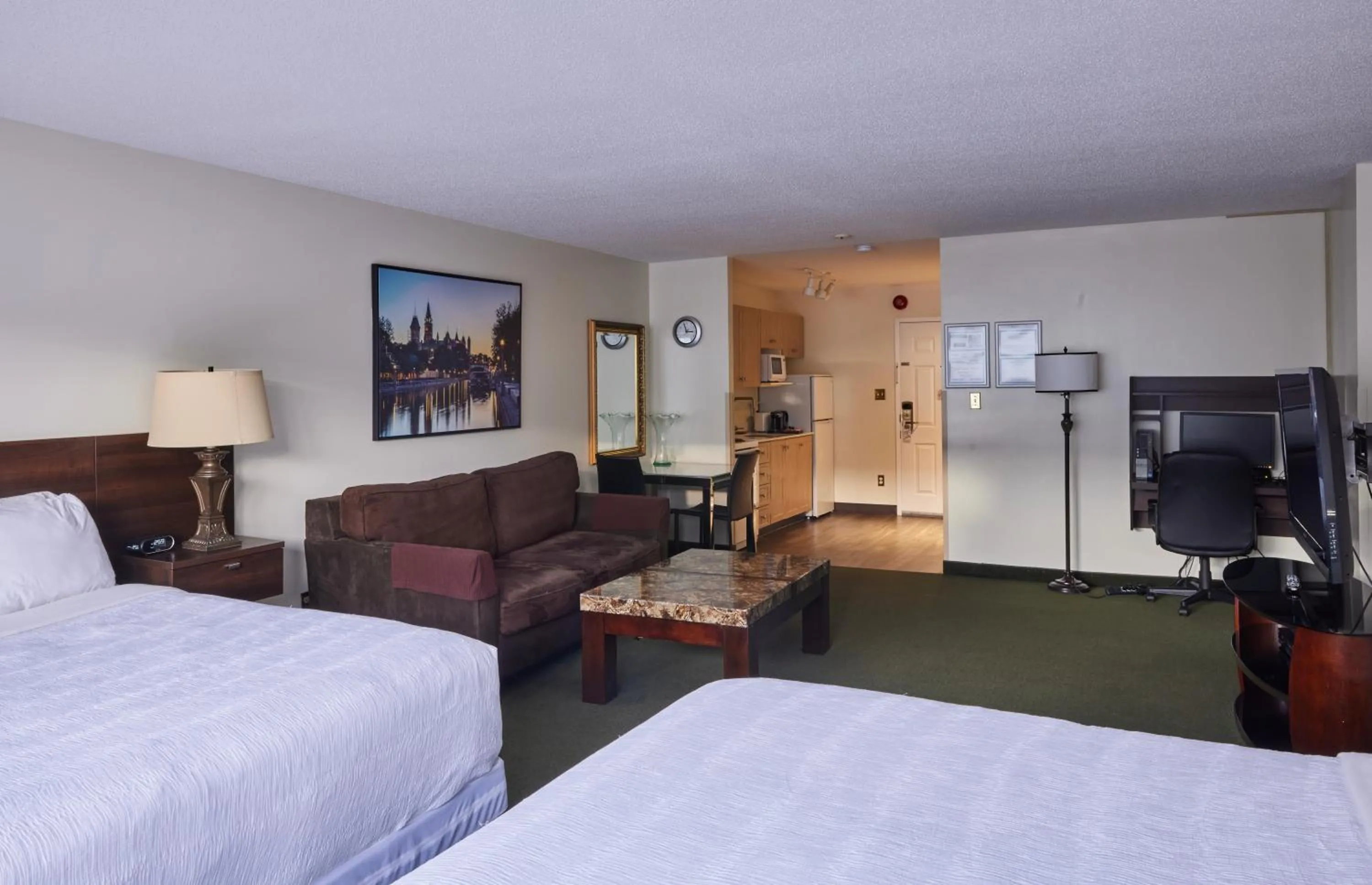 Bed in The Business Inn