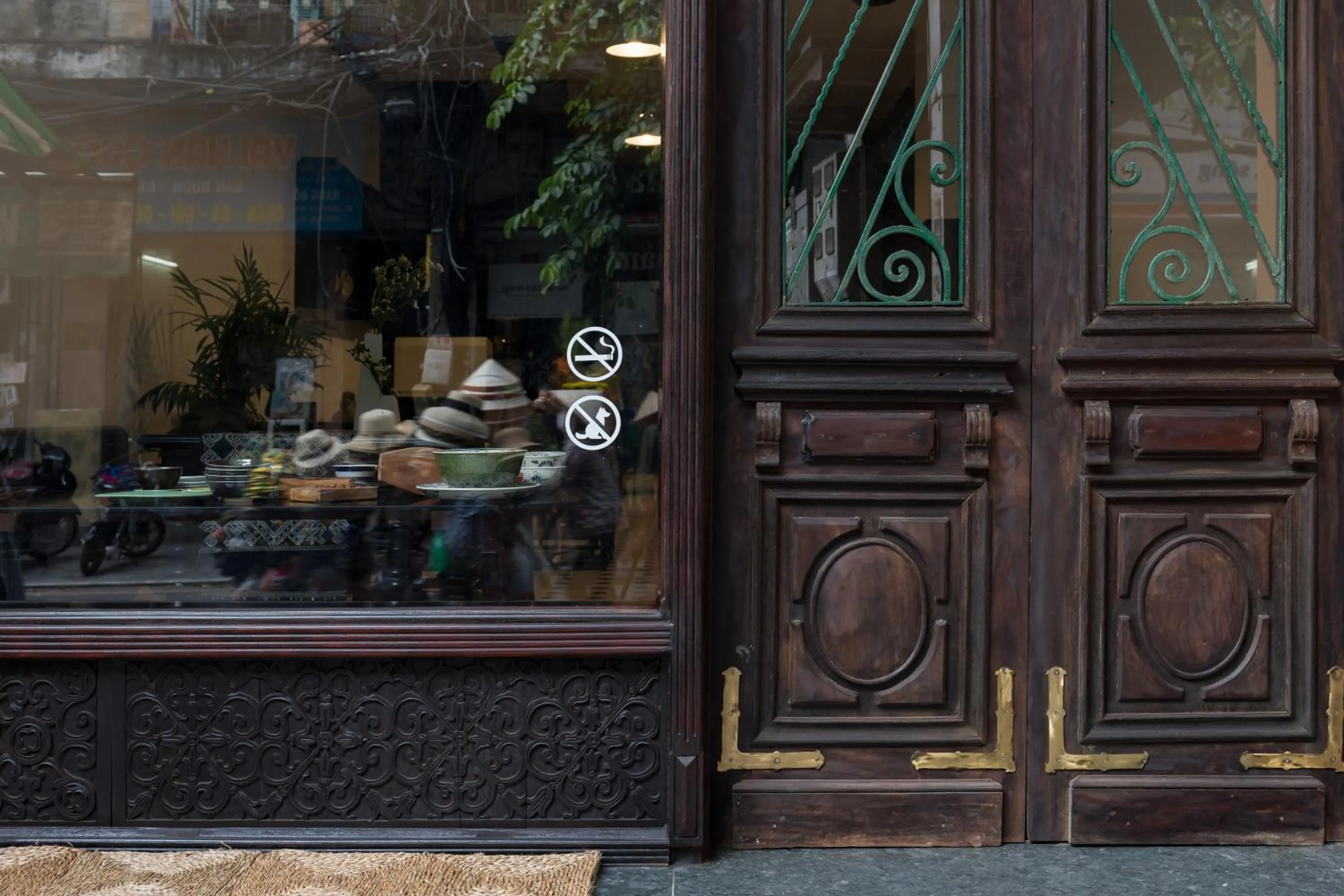 Centraltique Downtown - Bespoke Colonial House Near Hoan Kiem Lake