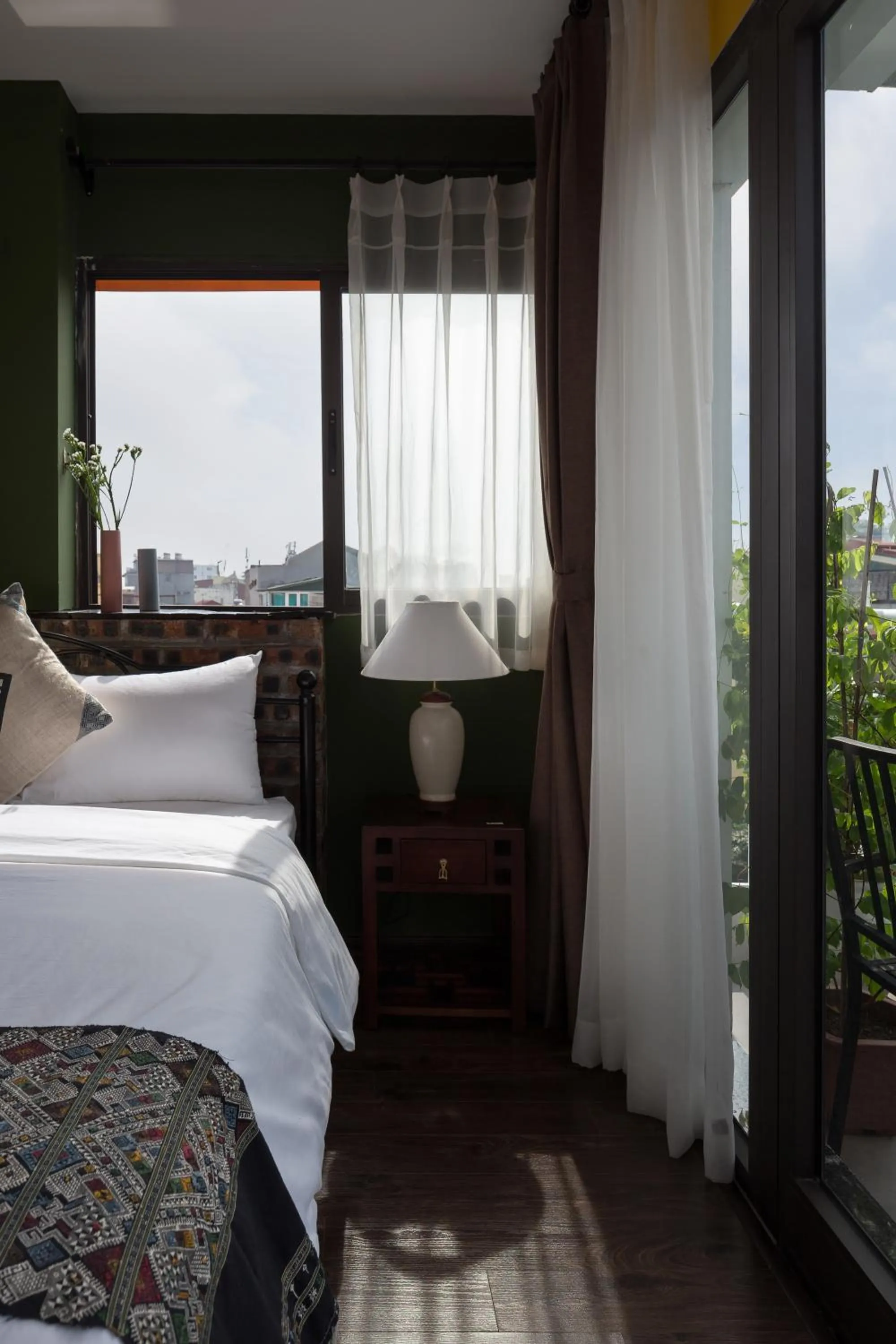 Bed in Centraltique Downtown - Bespoke Colonial House Near Hoan Kiem Lake