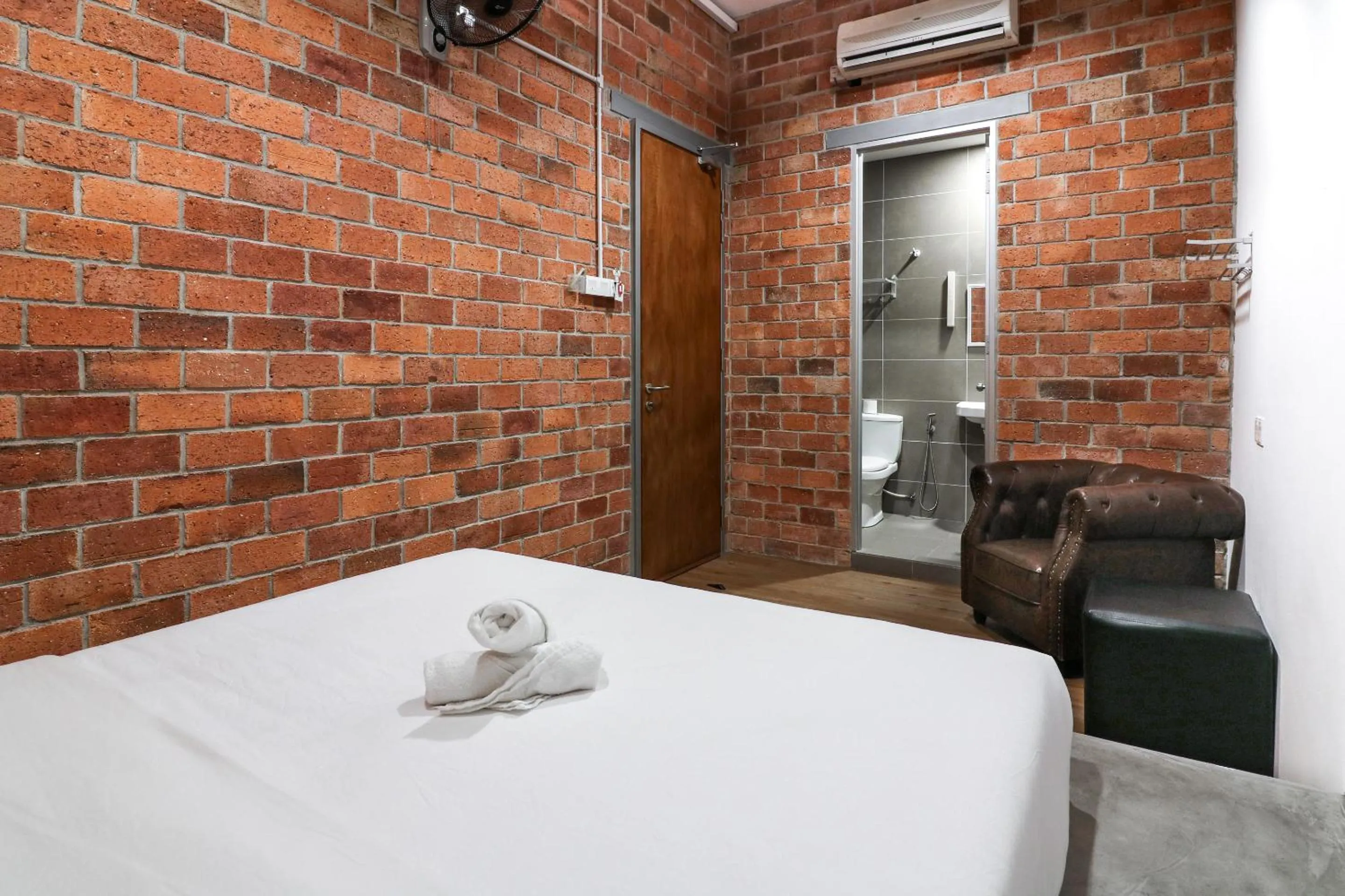 Bed in UrbanStay Industrial