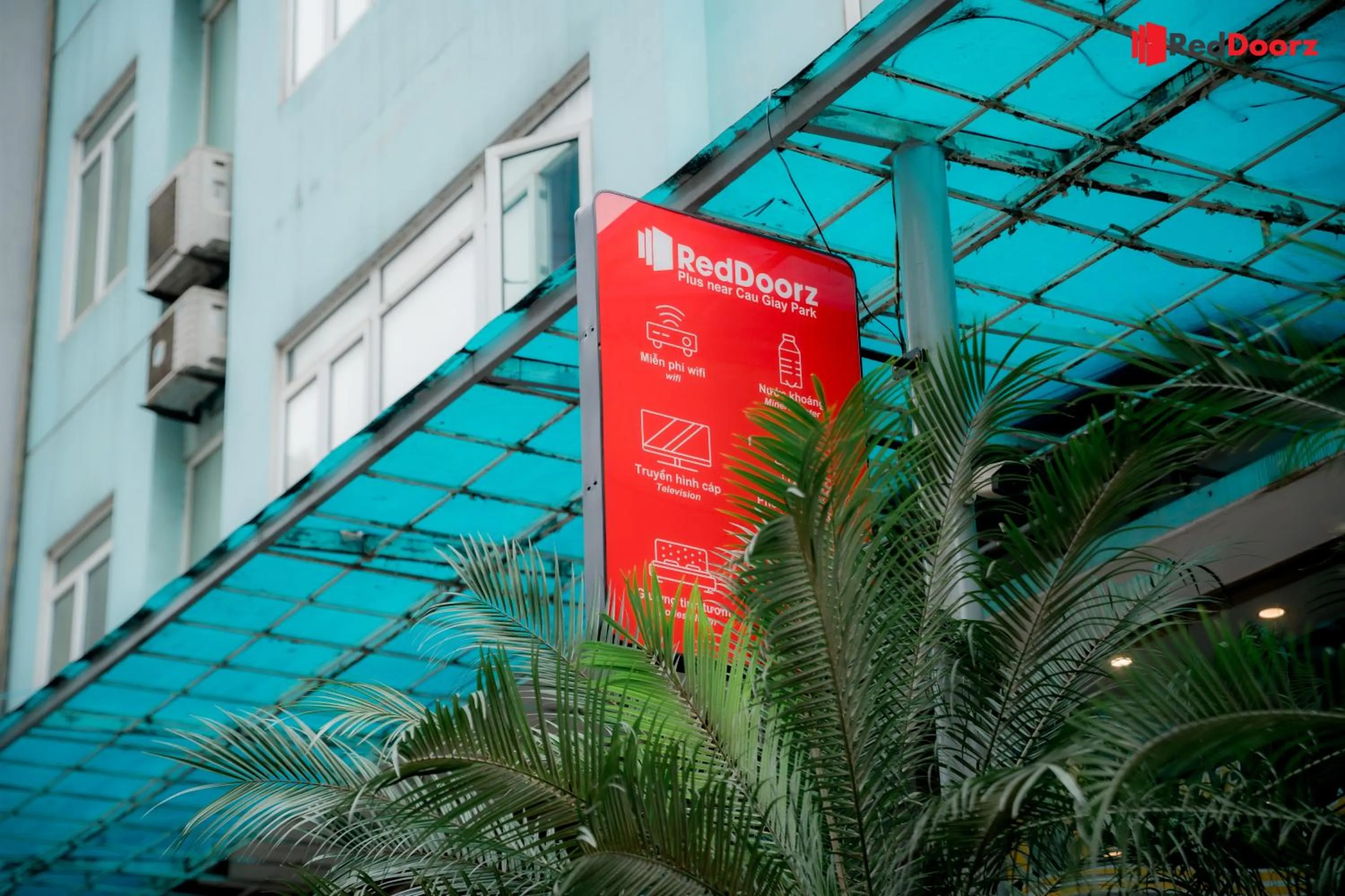 Property building in Home Hotel Truong Cong Giai