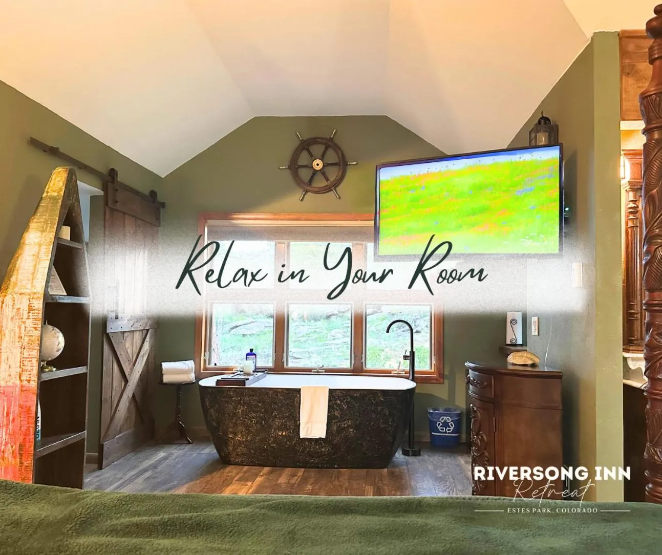 TV and multimedia in Riversong Inn Retreat