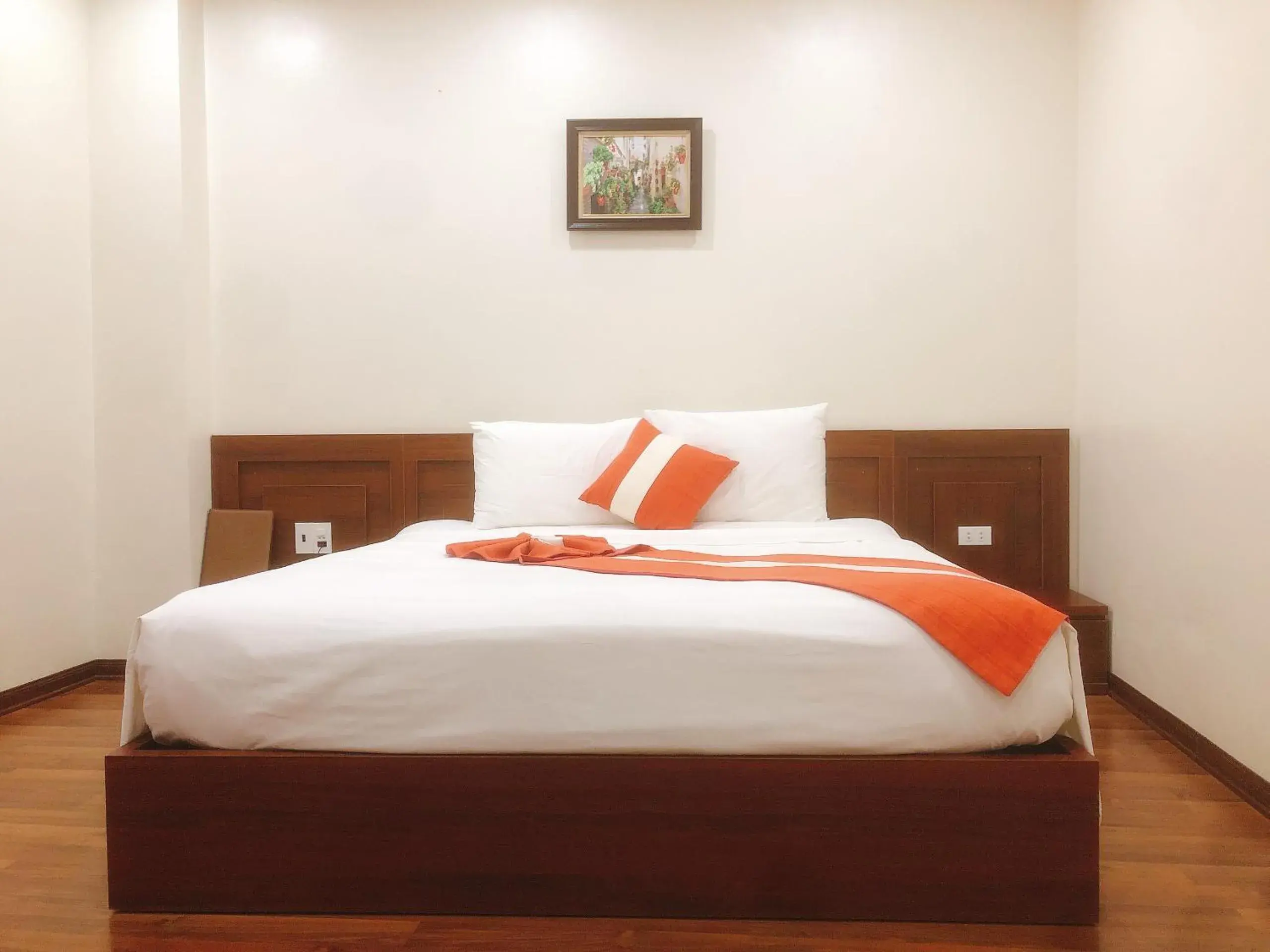 Standard Queen Room in Gia Quý Hotel Standard Queen Room in Gia Quý Hotel