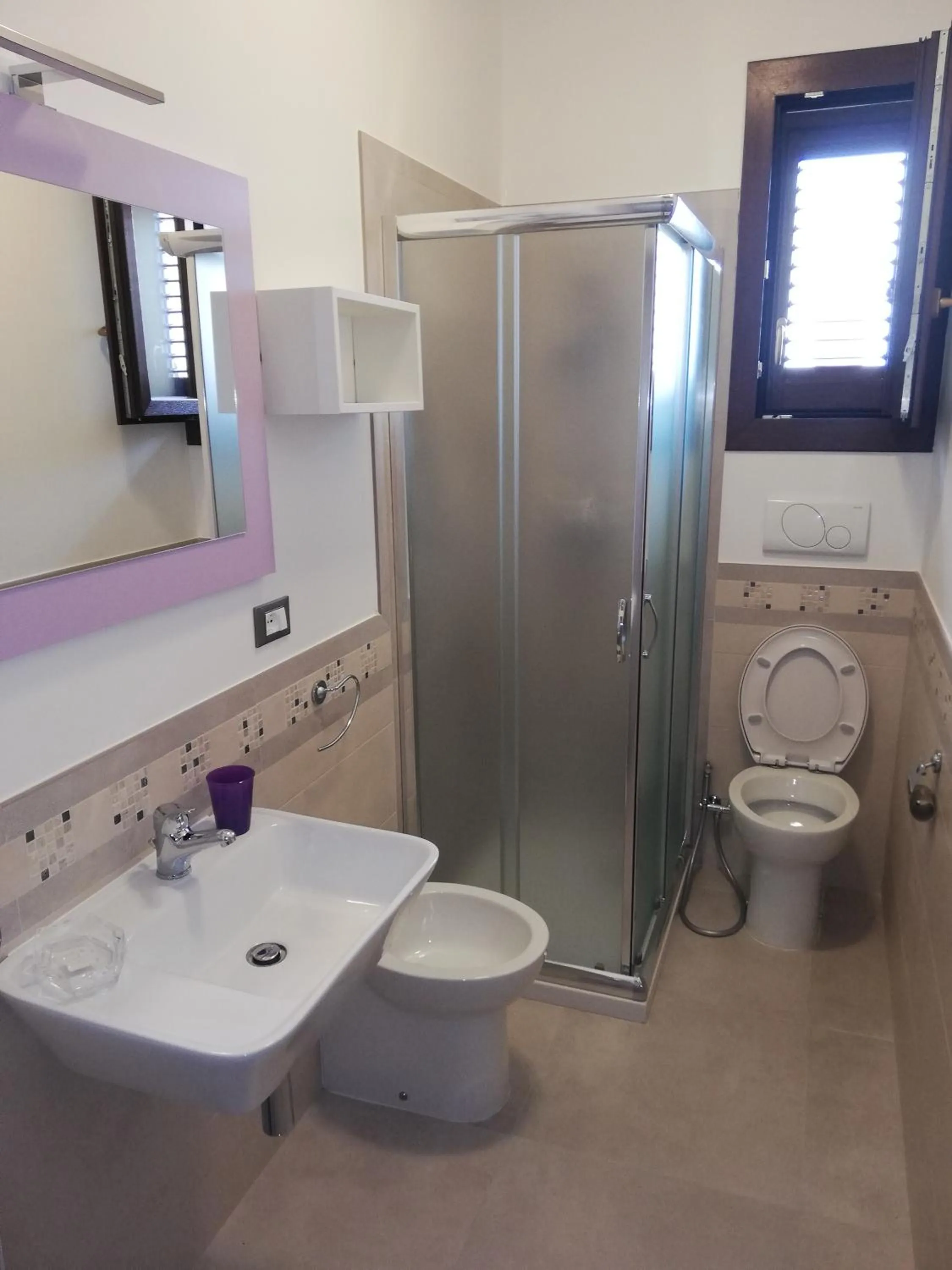 Shower in Il giardino dei tramonti