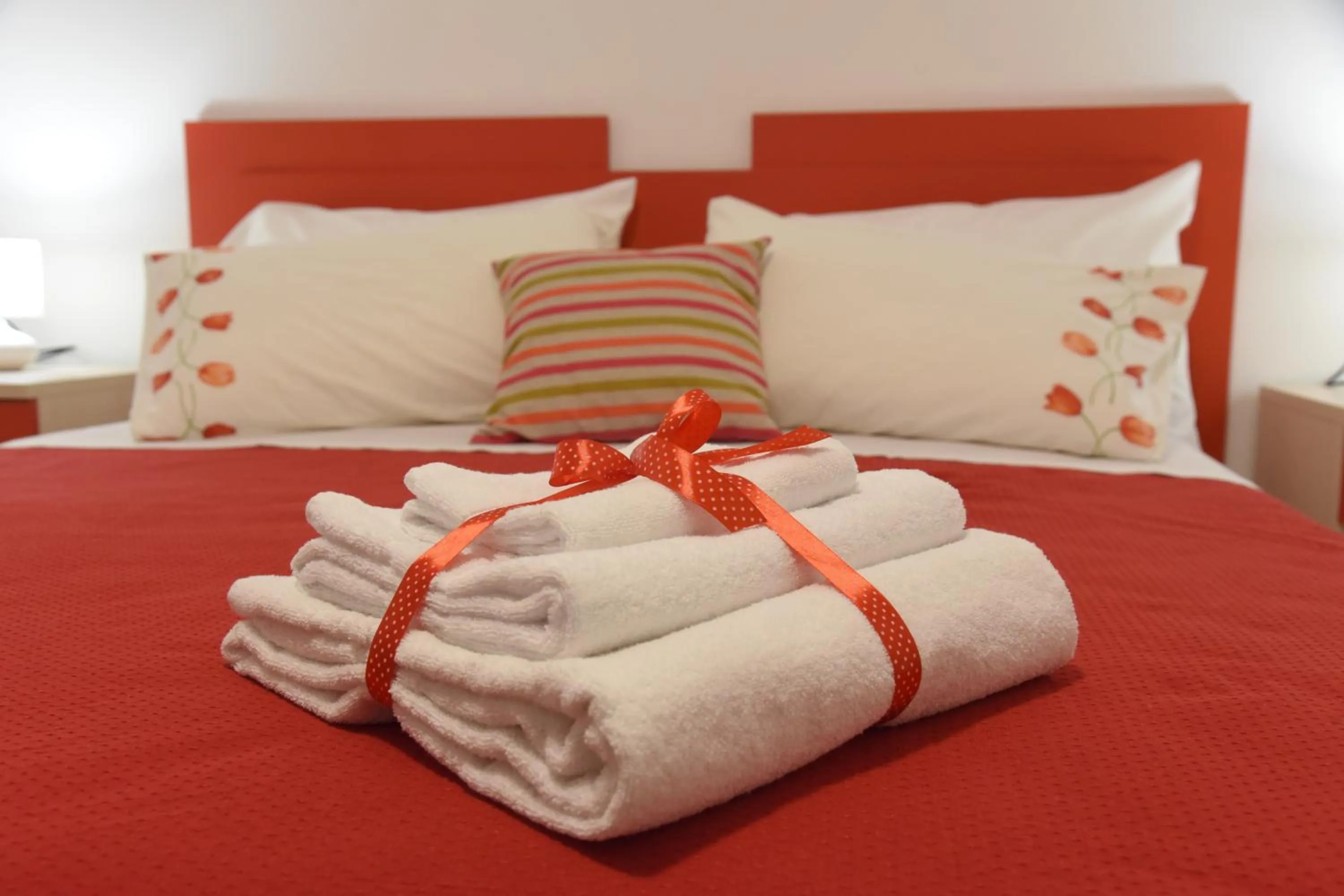 Bedroom, Bed in Il giardino dei tramonti