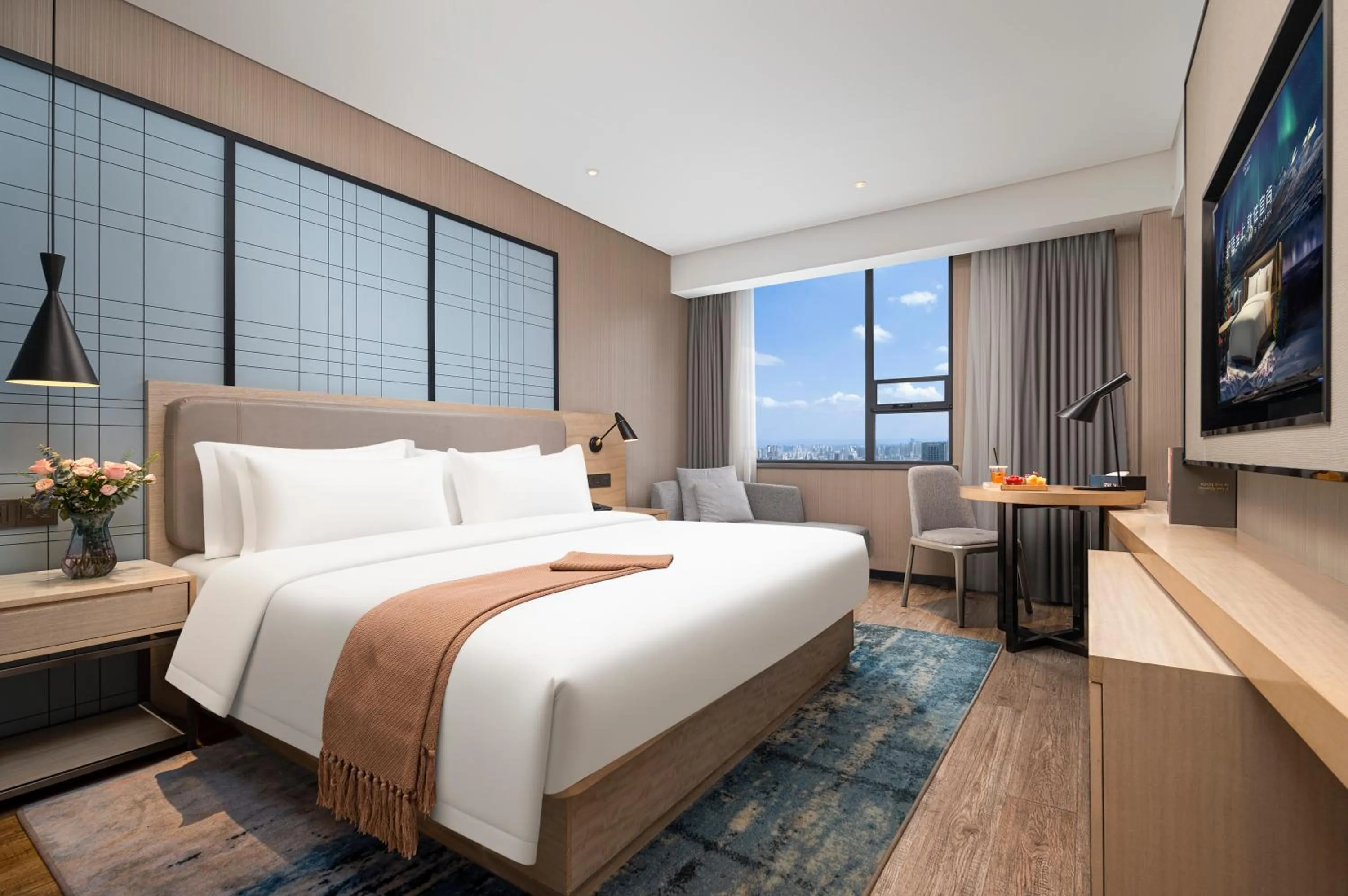 Photo of the whole room, Bed in Echarm Hotel Chengdu Chunxi Road IFS Center