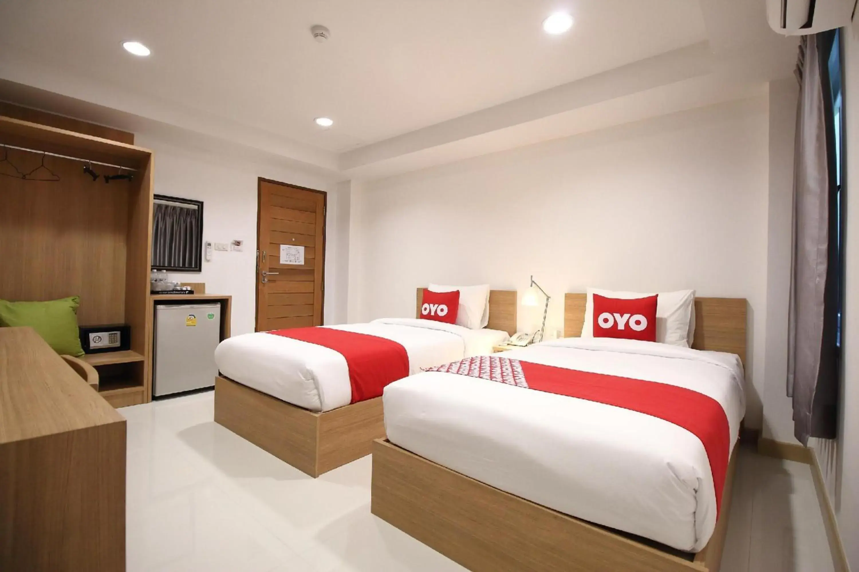 Superior Twin Room in Super OYO 483 Pannee Hotel Khaosan Superior Twin Room in Super OYO 483 Pannee Hotel Khaosan