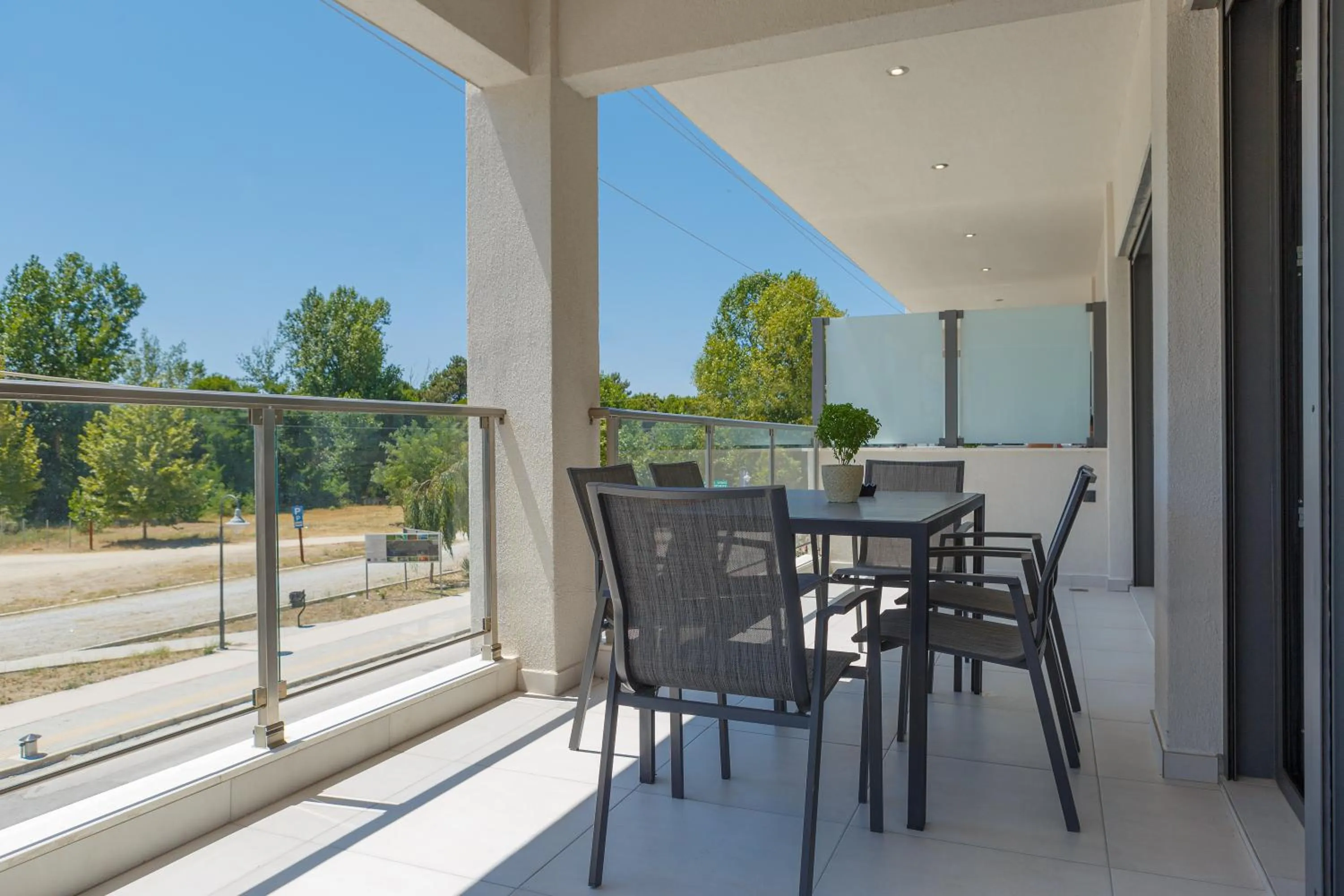 Balcony/Terrace in BISALTAE SEASIDE SUITES