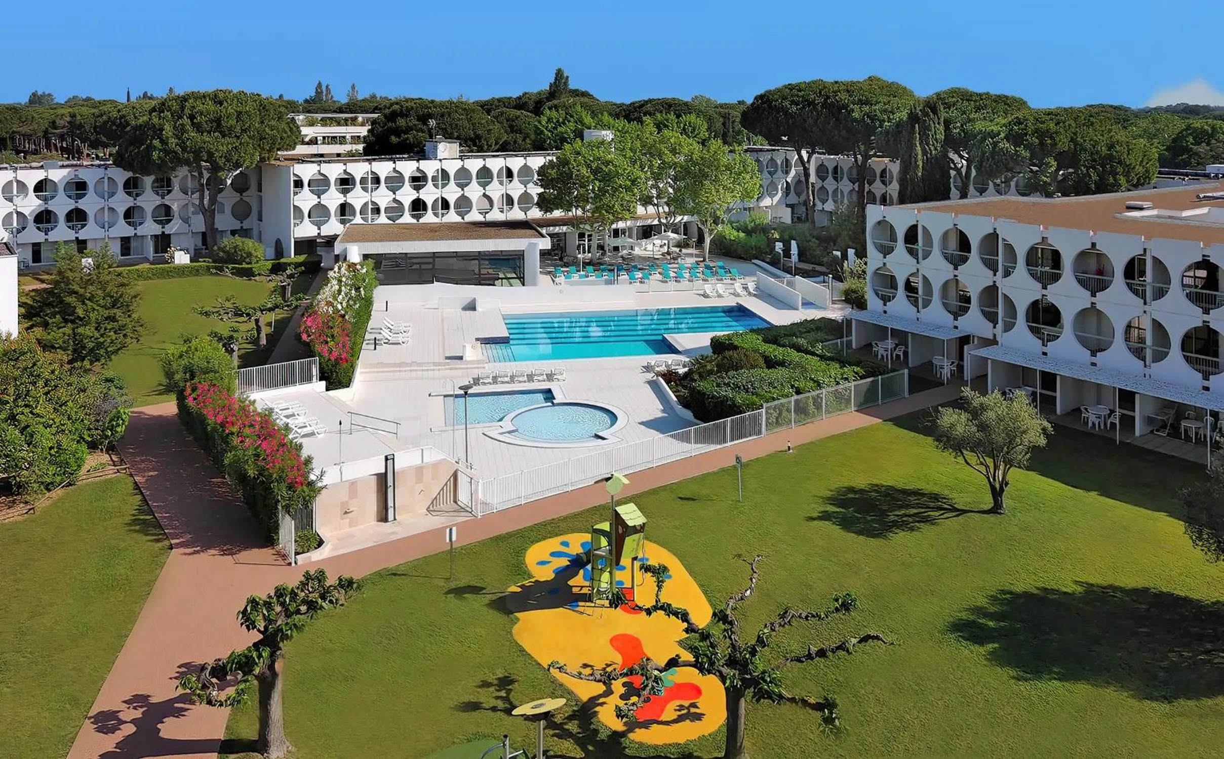 Property building in Residence Residéal La Grande Motte