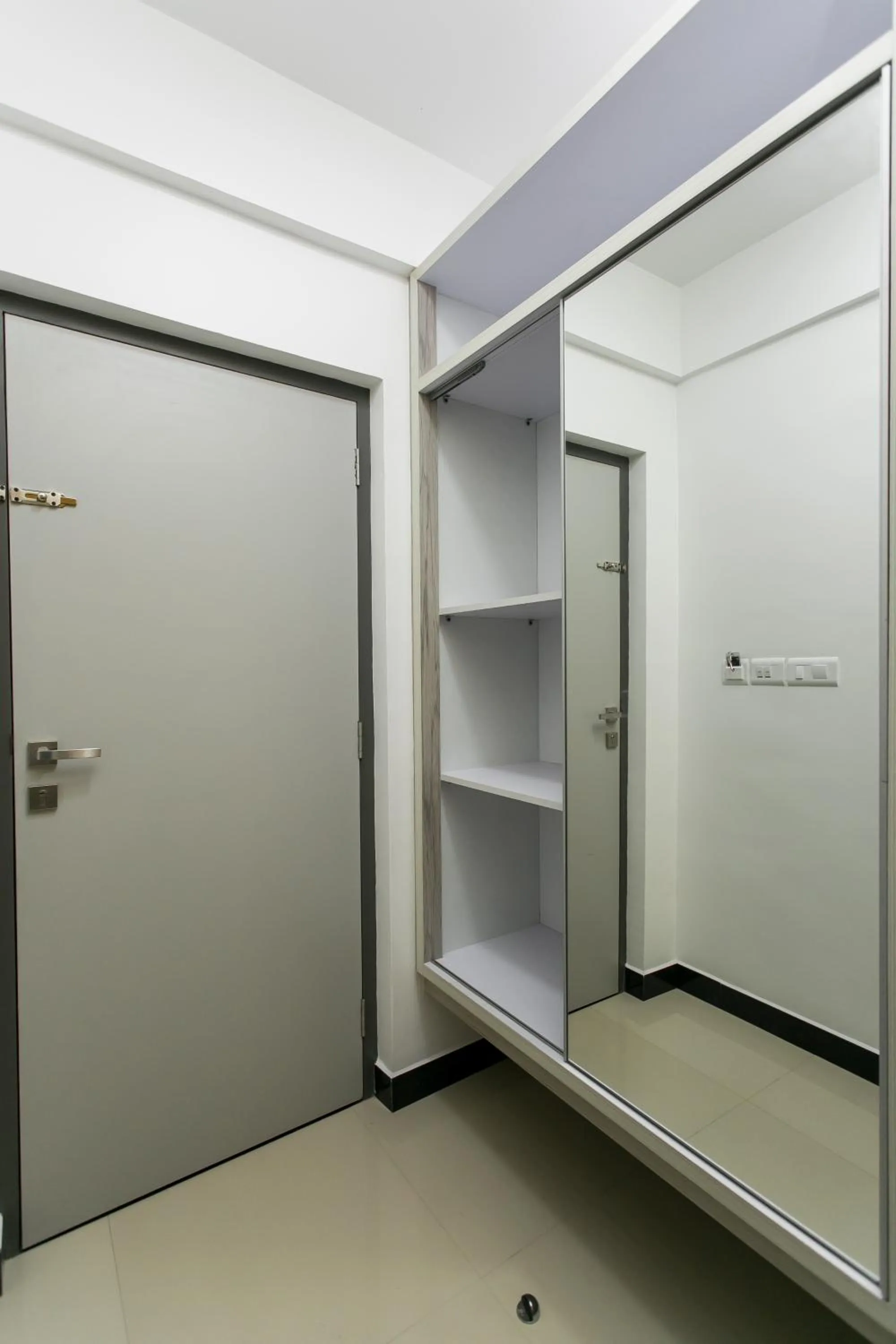 Area and facilities in Sapphire Club Metro