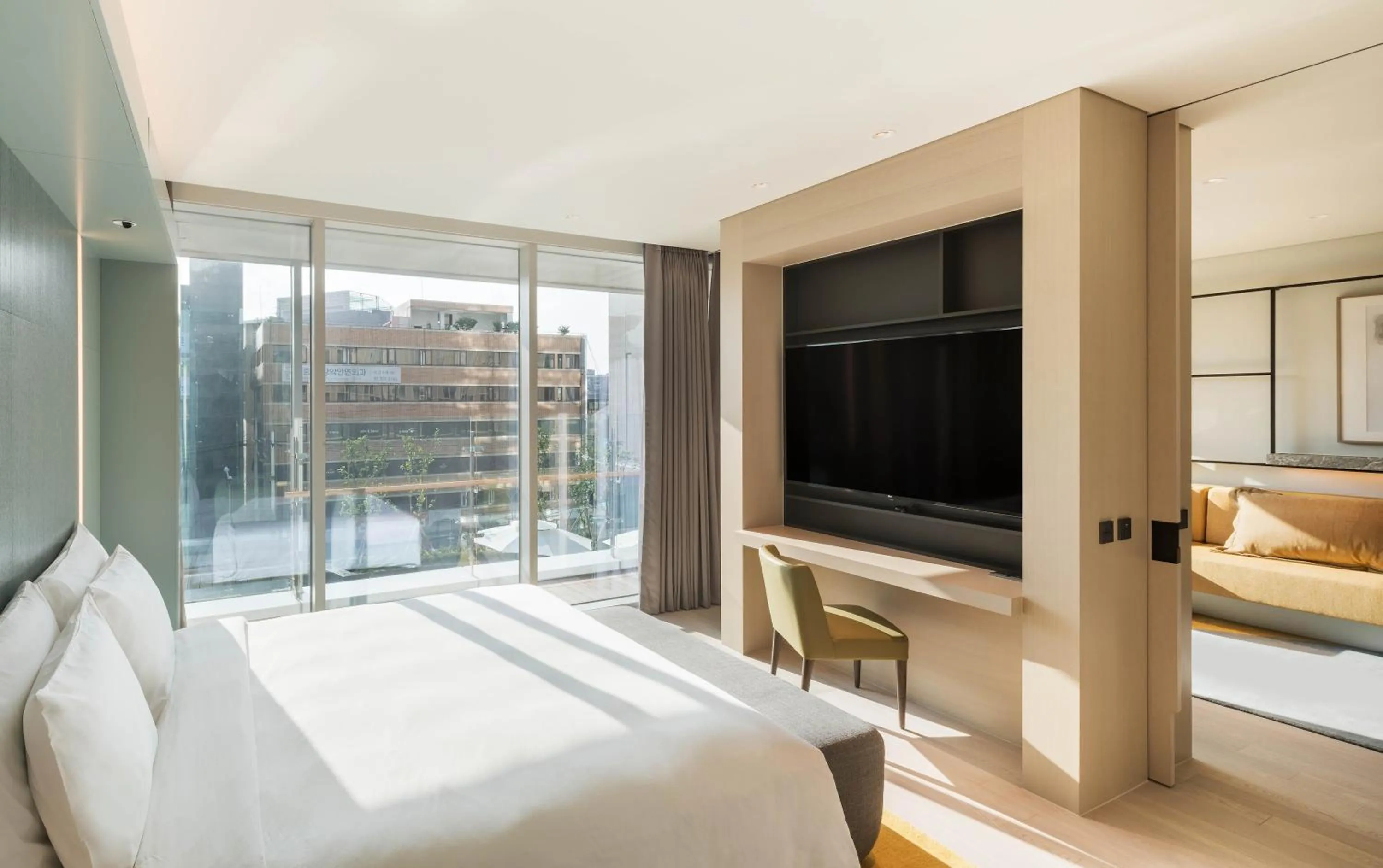 Bed in Andaz Seoul Gangnam, By Hyatt