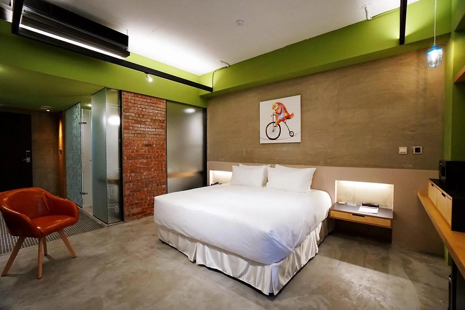 Standard Double Room in Thinker Hotel