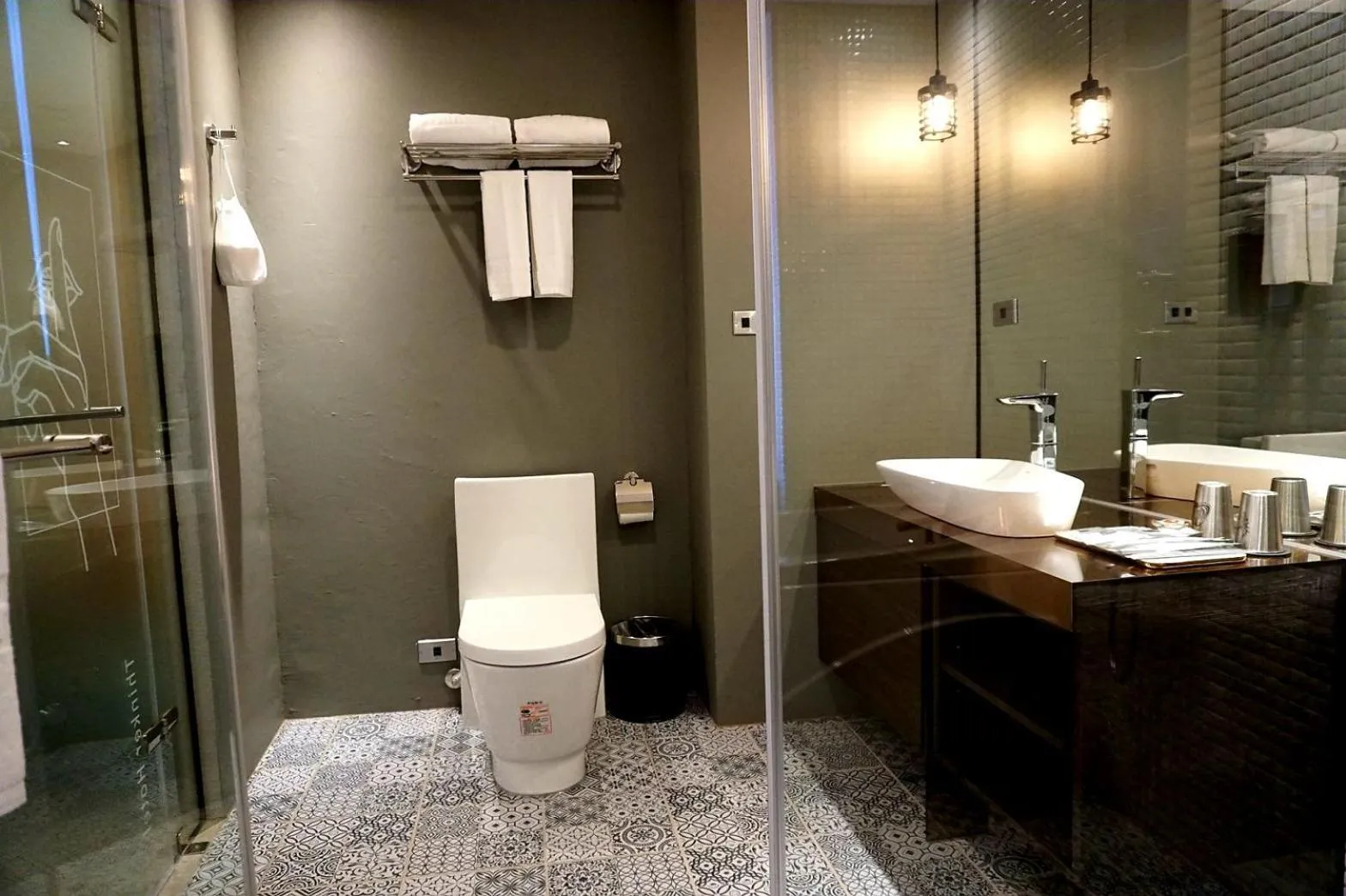 Superior Double Room in Thinker Hotel