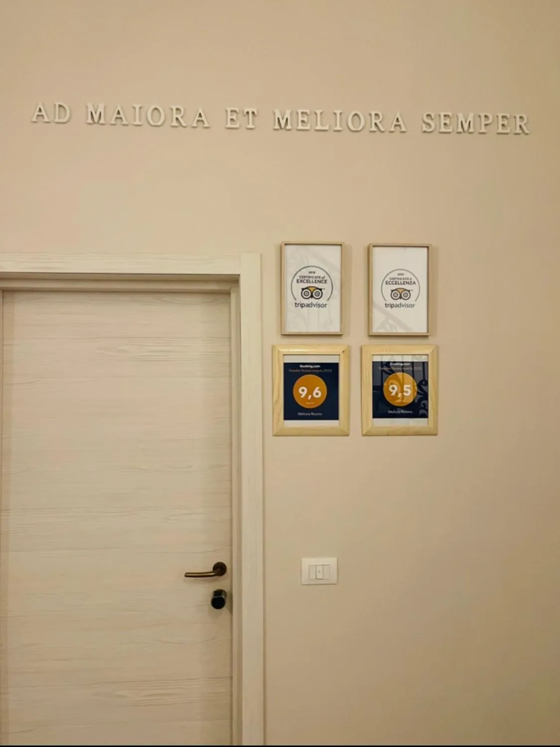 Certificate/Award in B&B Meliora Rooms