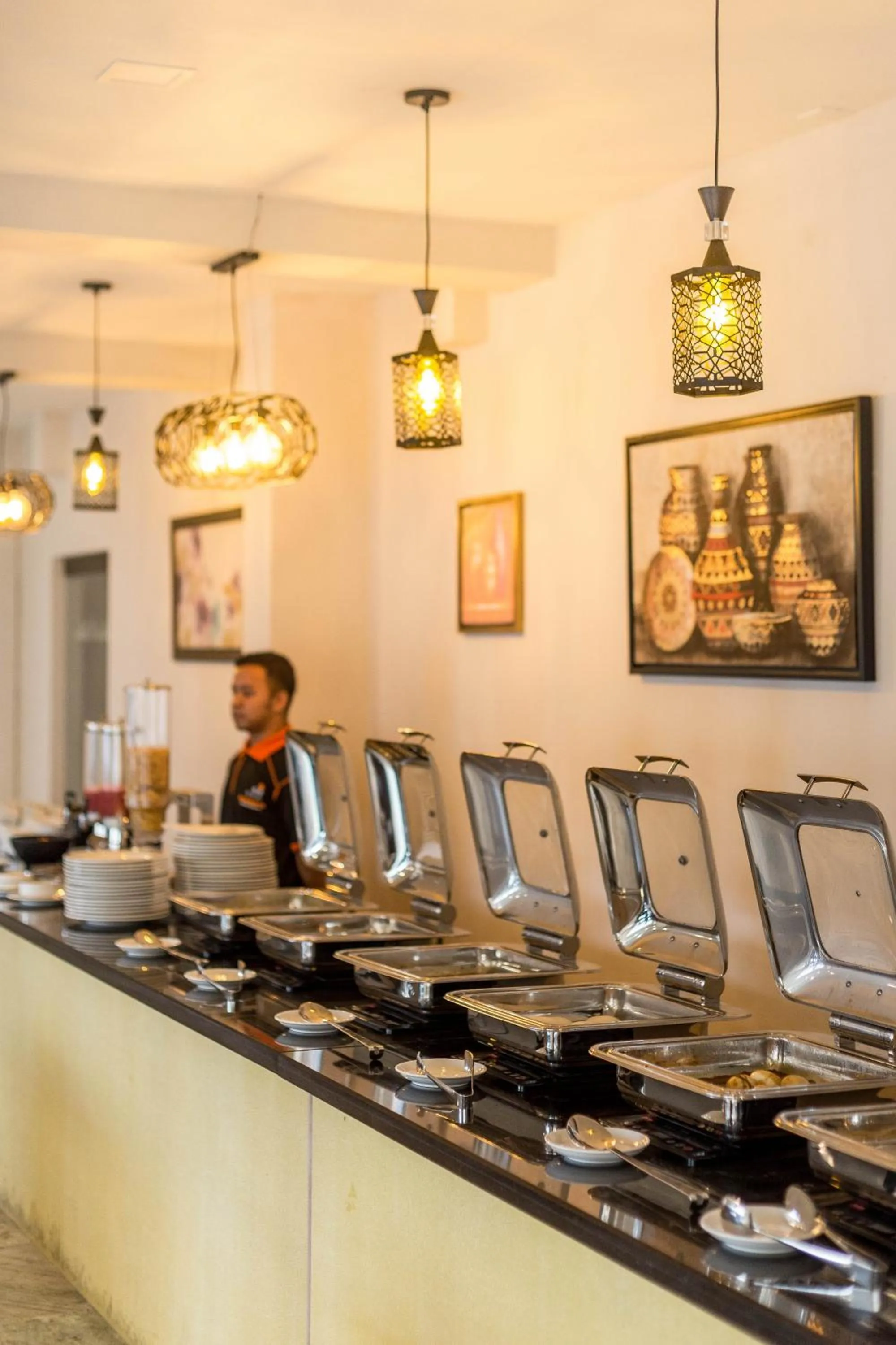 Restaurant/places to eat in Nextel Inn, Calicut