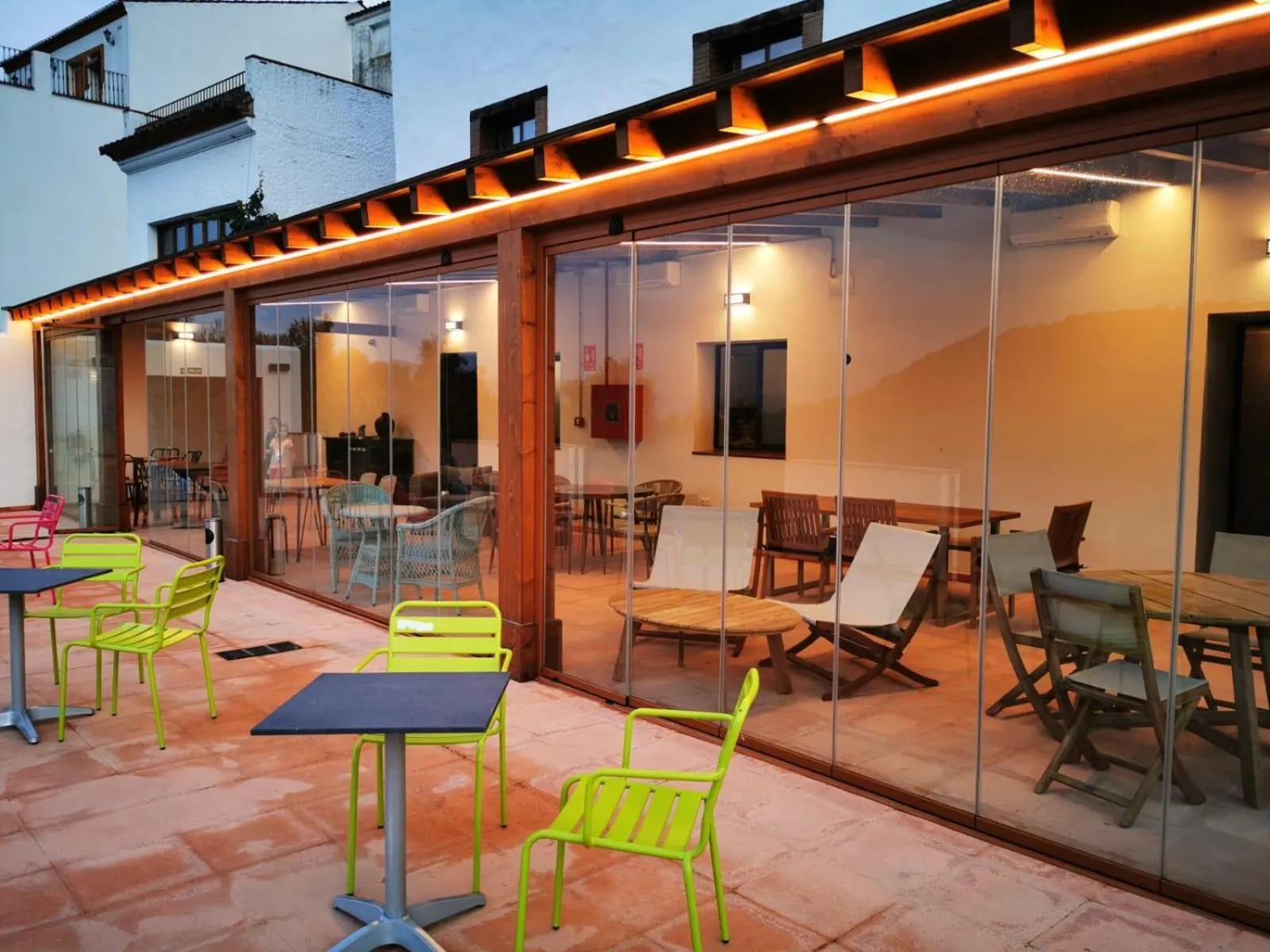 Restaurant/places to eat in Benarrabá Hostel