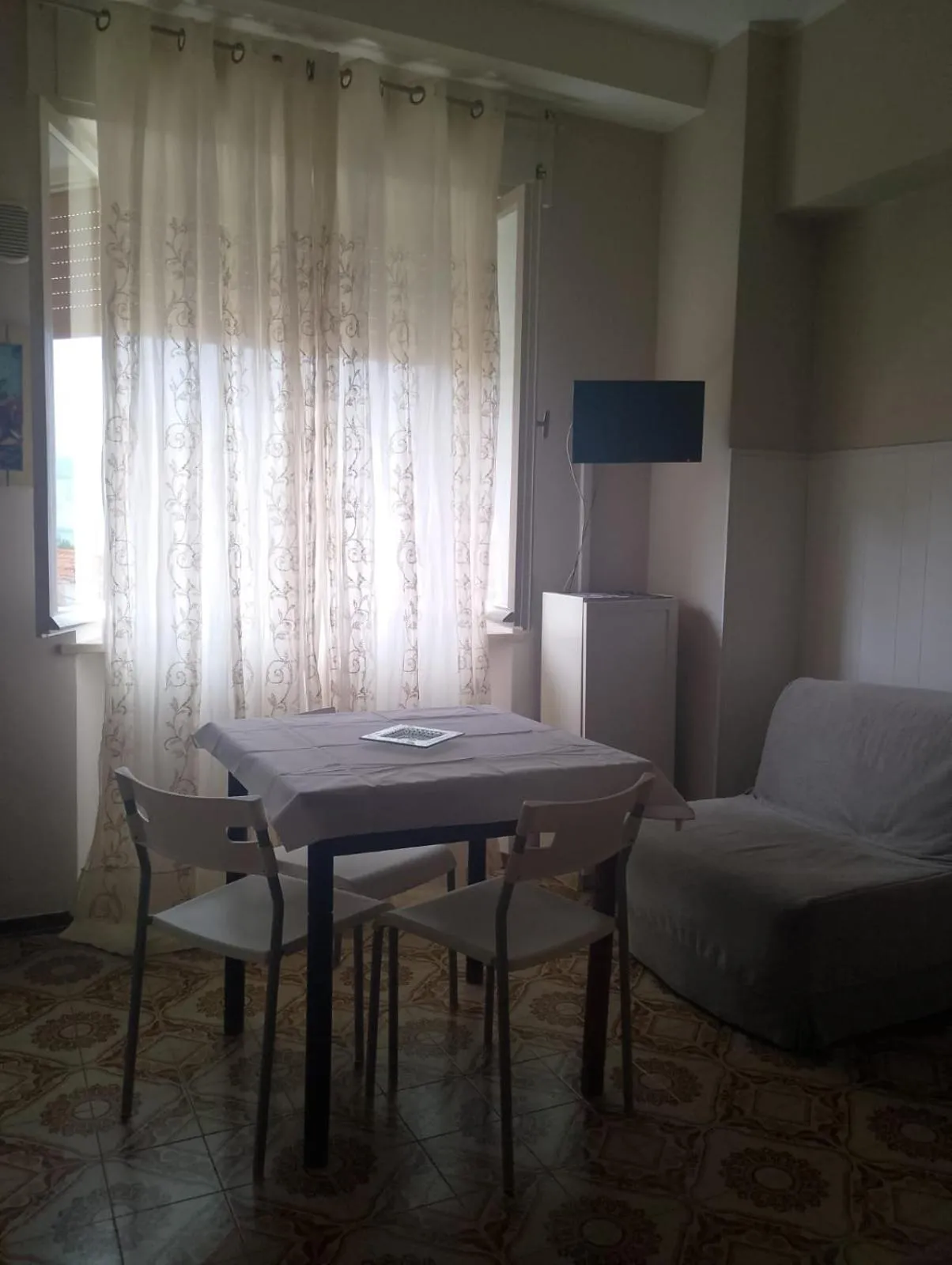 Photo of the whole room in MONOLOCALI DA VINCI