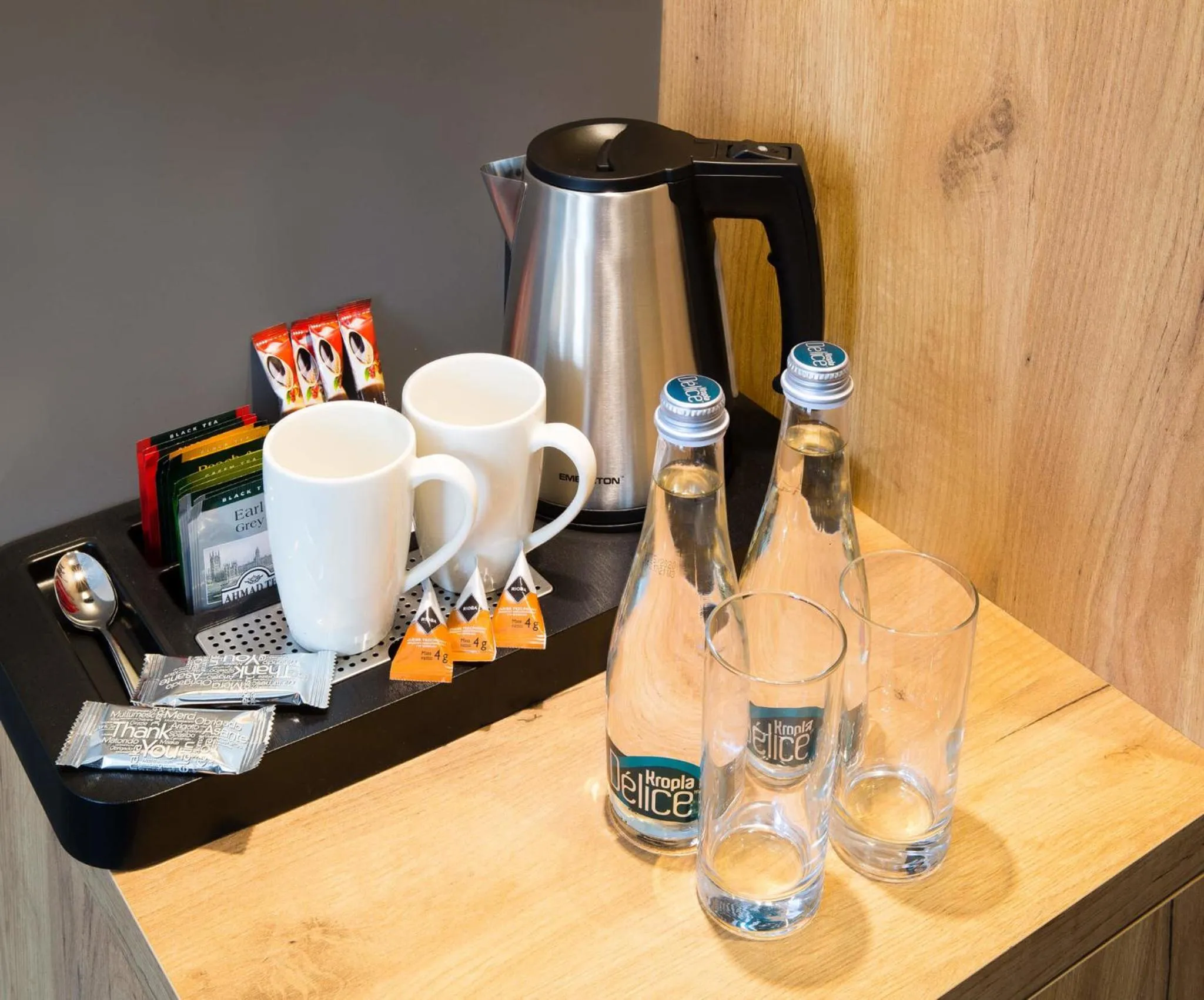 Coffee/tea facilities in Hotel Mokotów