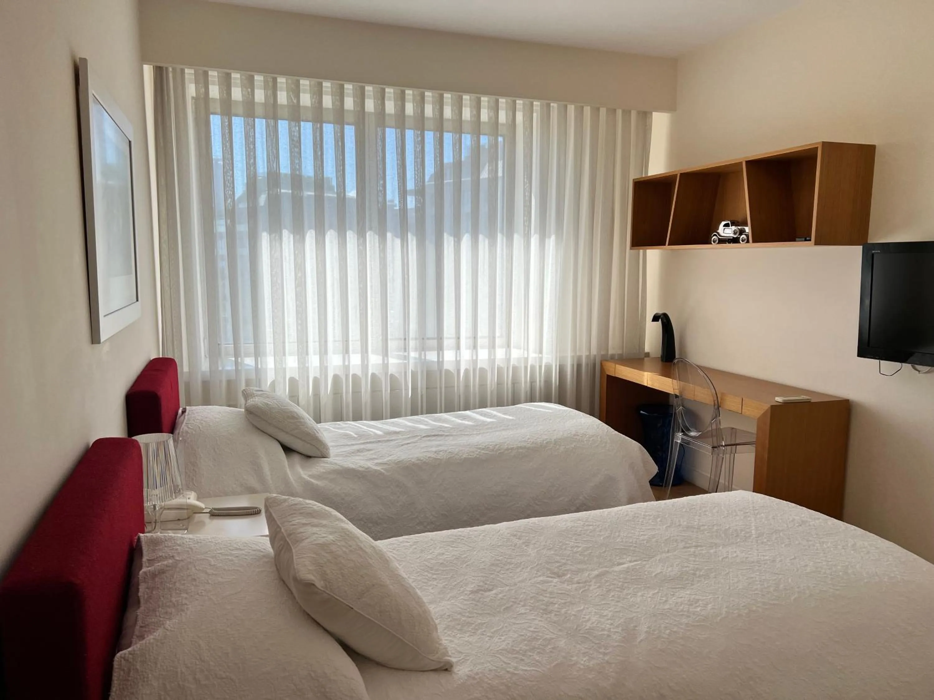 Bed in Akmerkez Residence