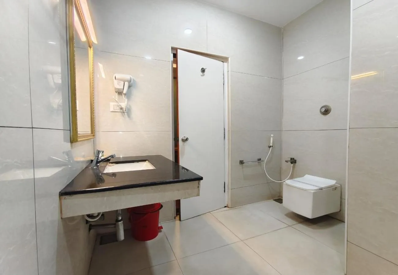 Bathroom in I Residency