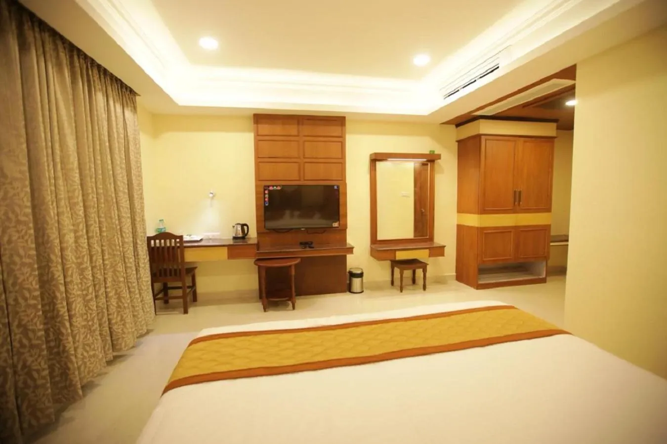 TV and multimedia, Bed in I Residency