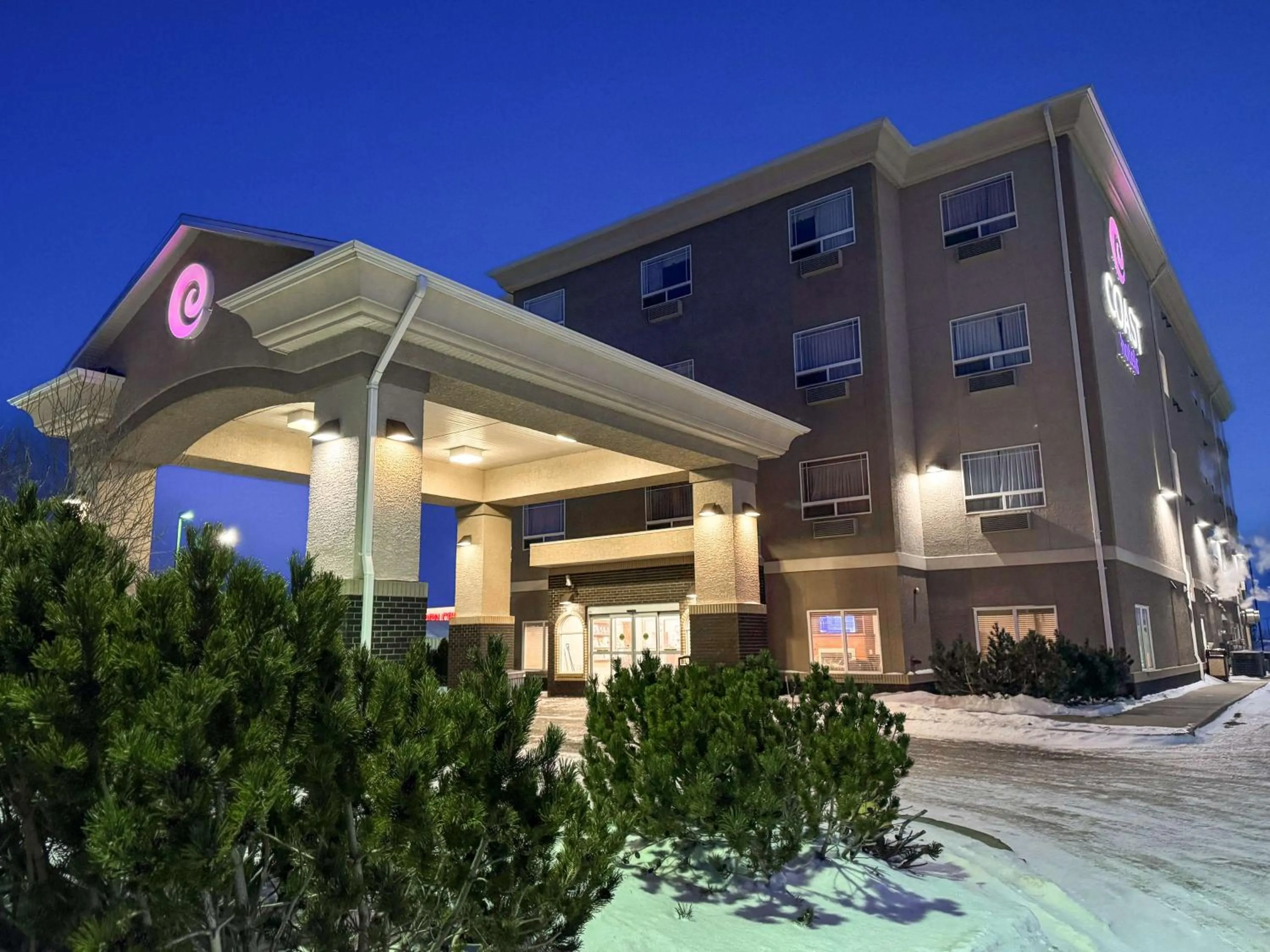 Property building in Coast Weyburn Hotel