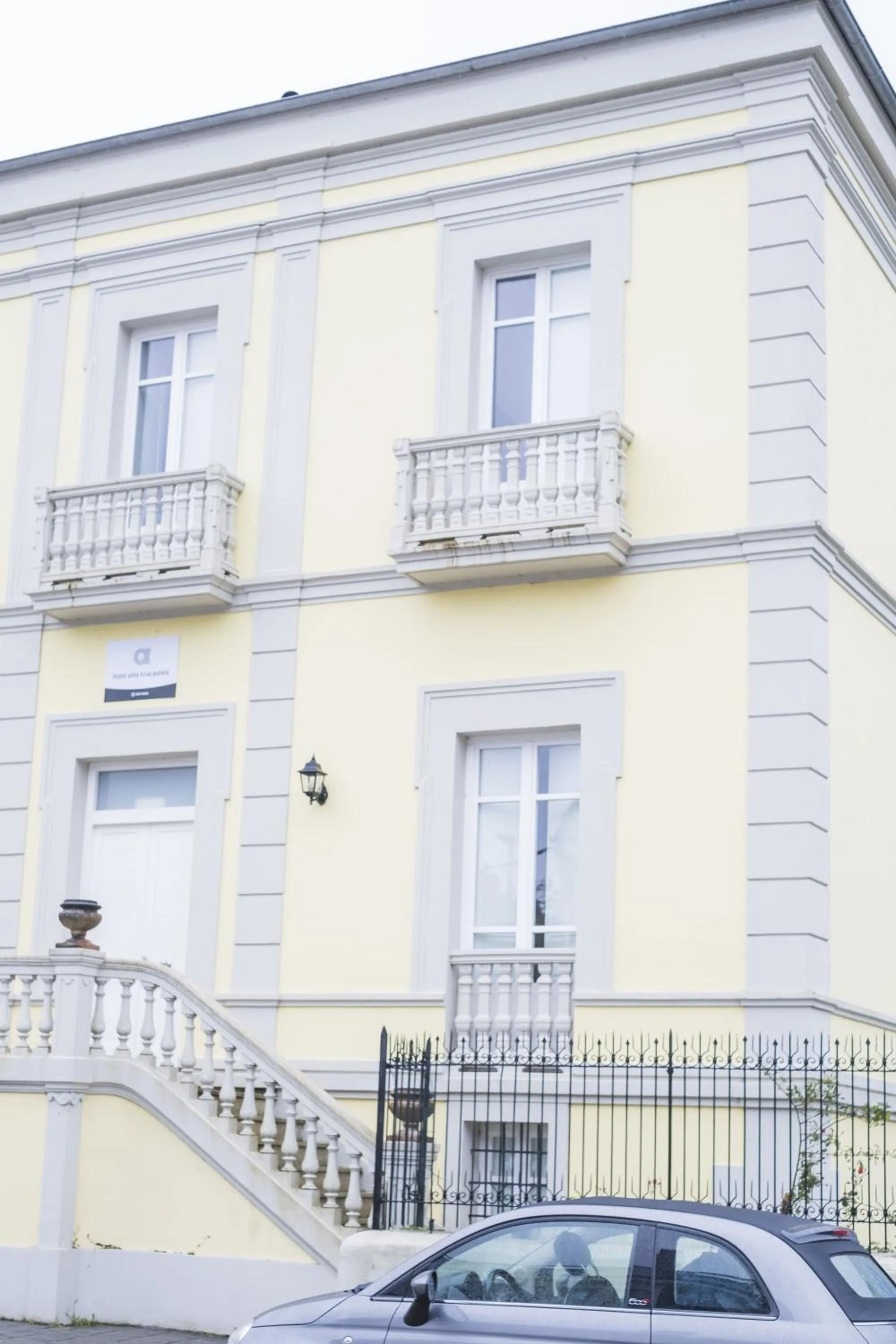 Property building in Hotel Alda Triacastela