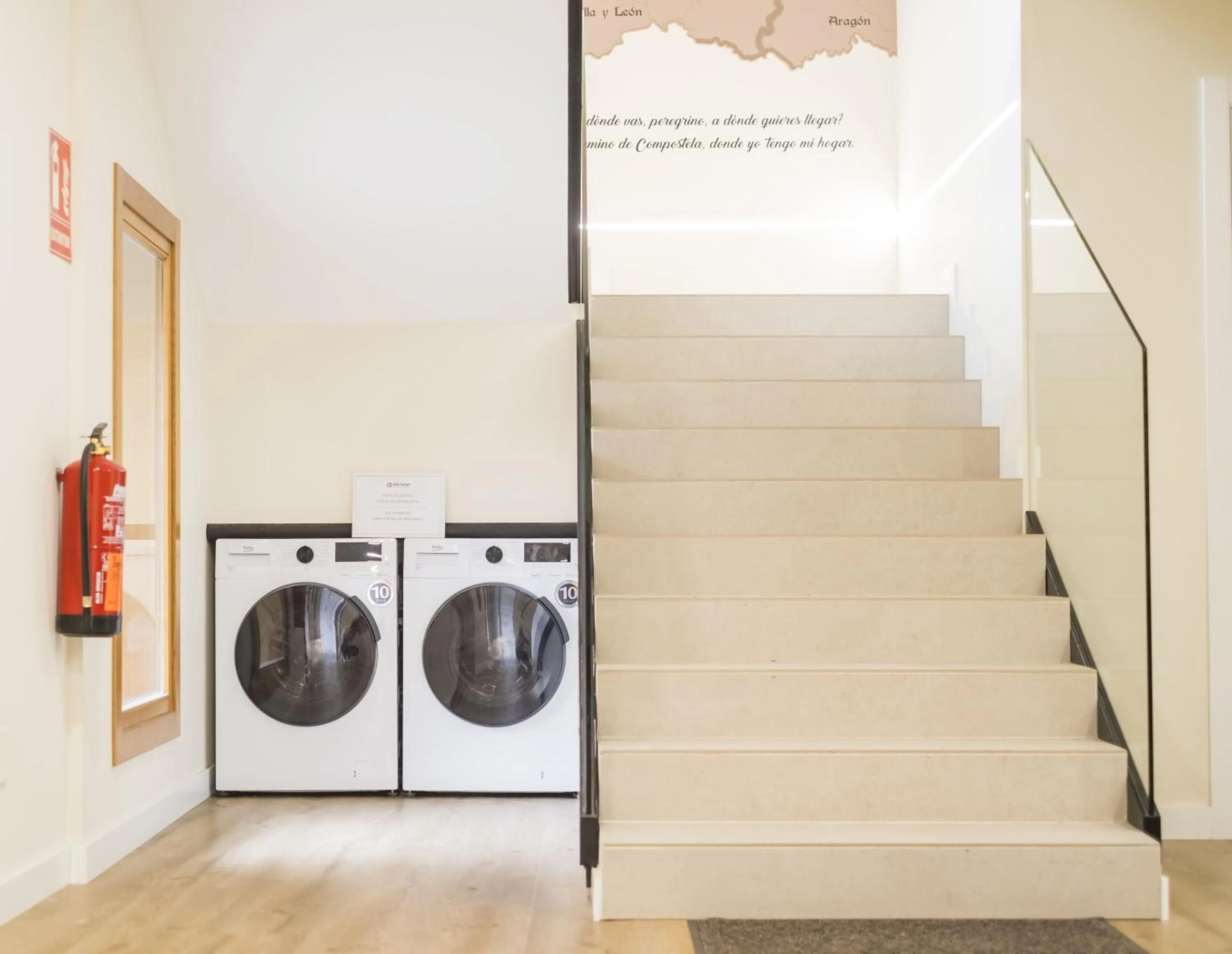 washing machine in Hotel Alda Triacastela