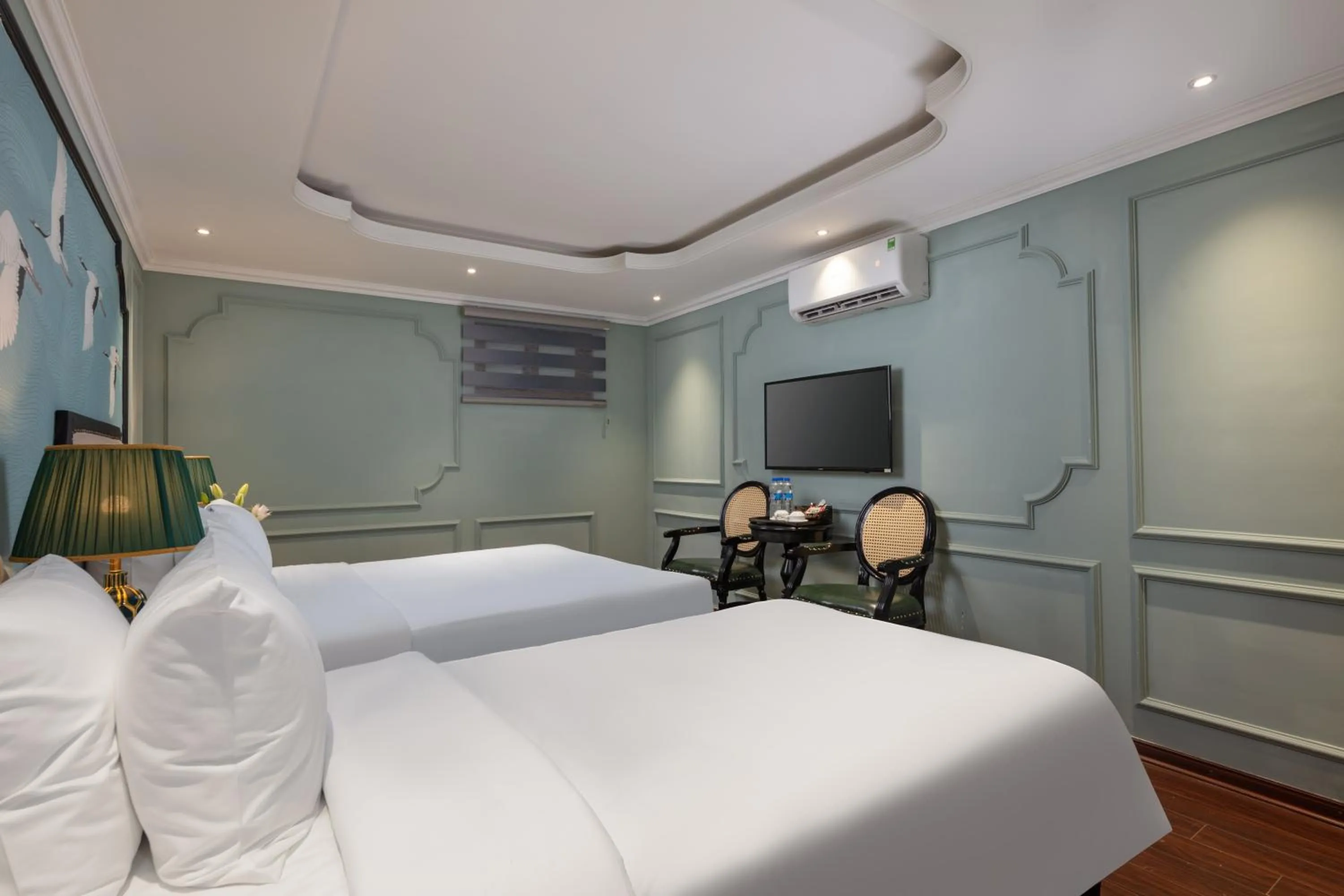 Living room, Bed in Madelise Grand Hotel