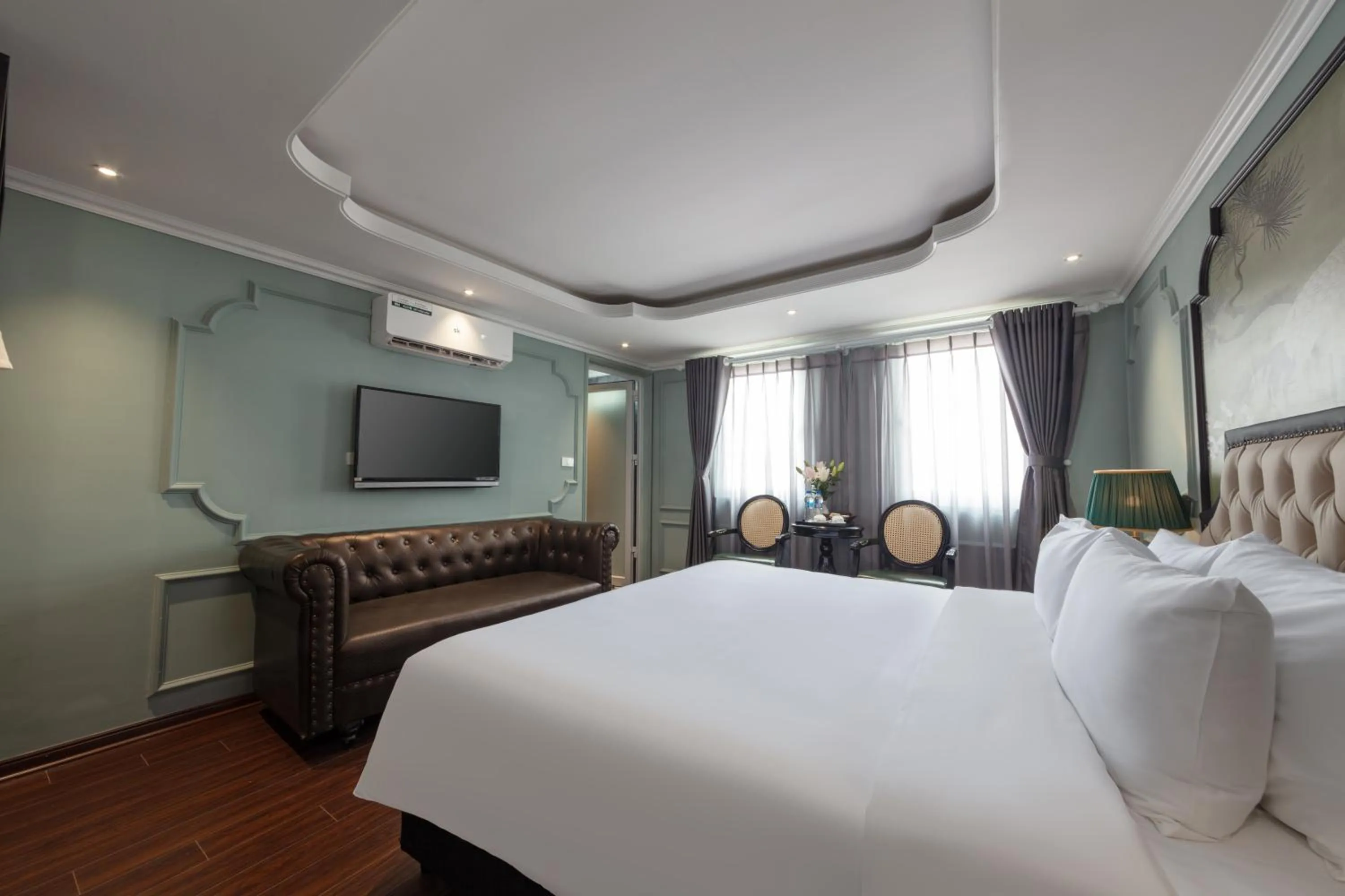 Bed in Madelise Grand Hotel