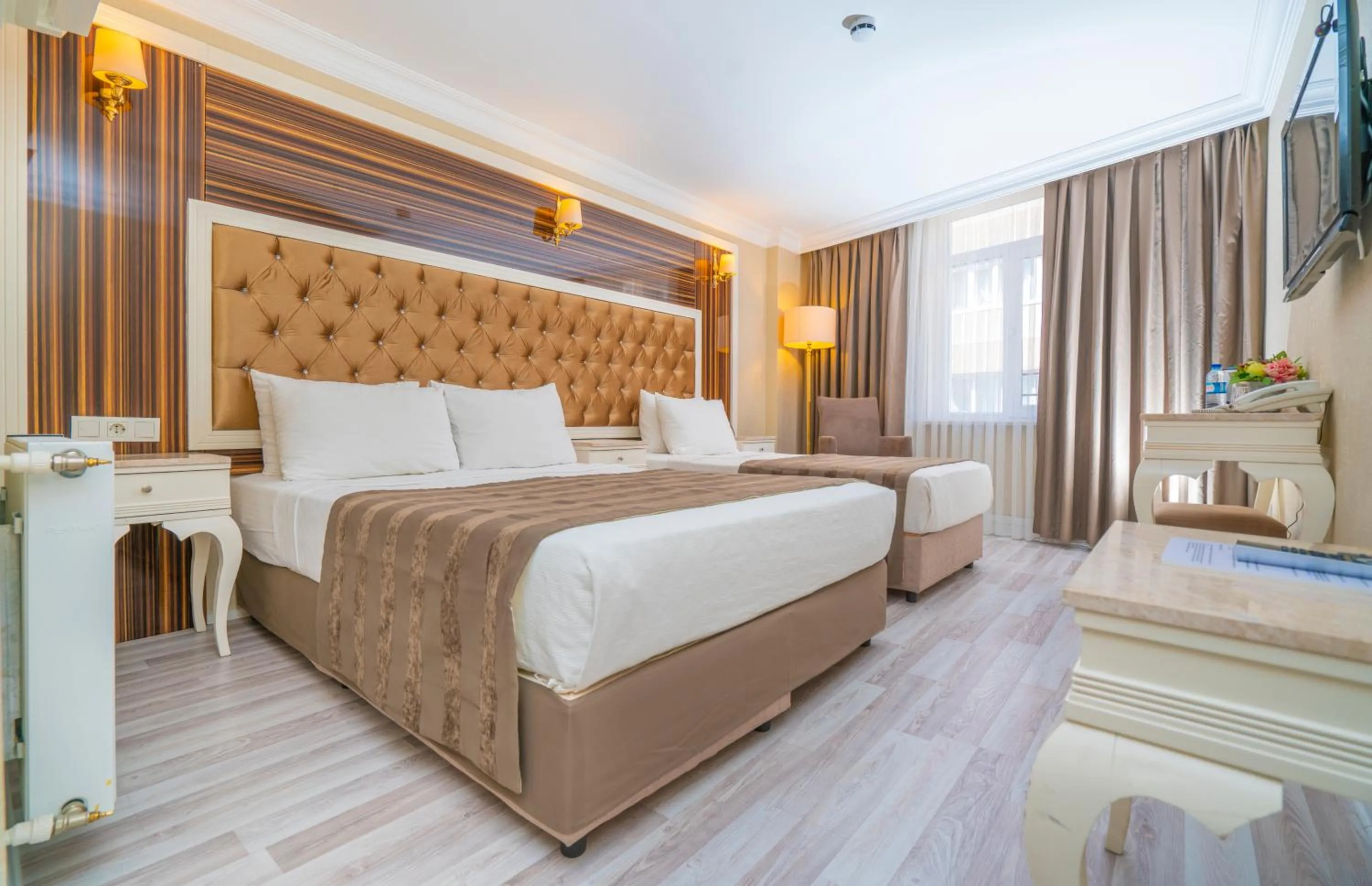 Bed in Topkapi Old City Kensington Hotel Ottoman Heritage