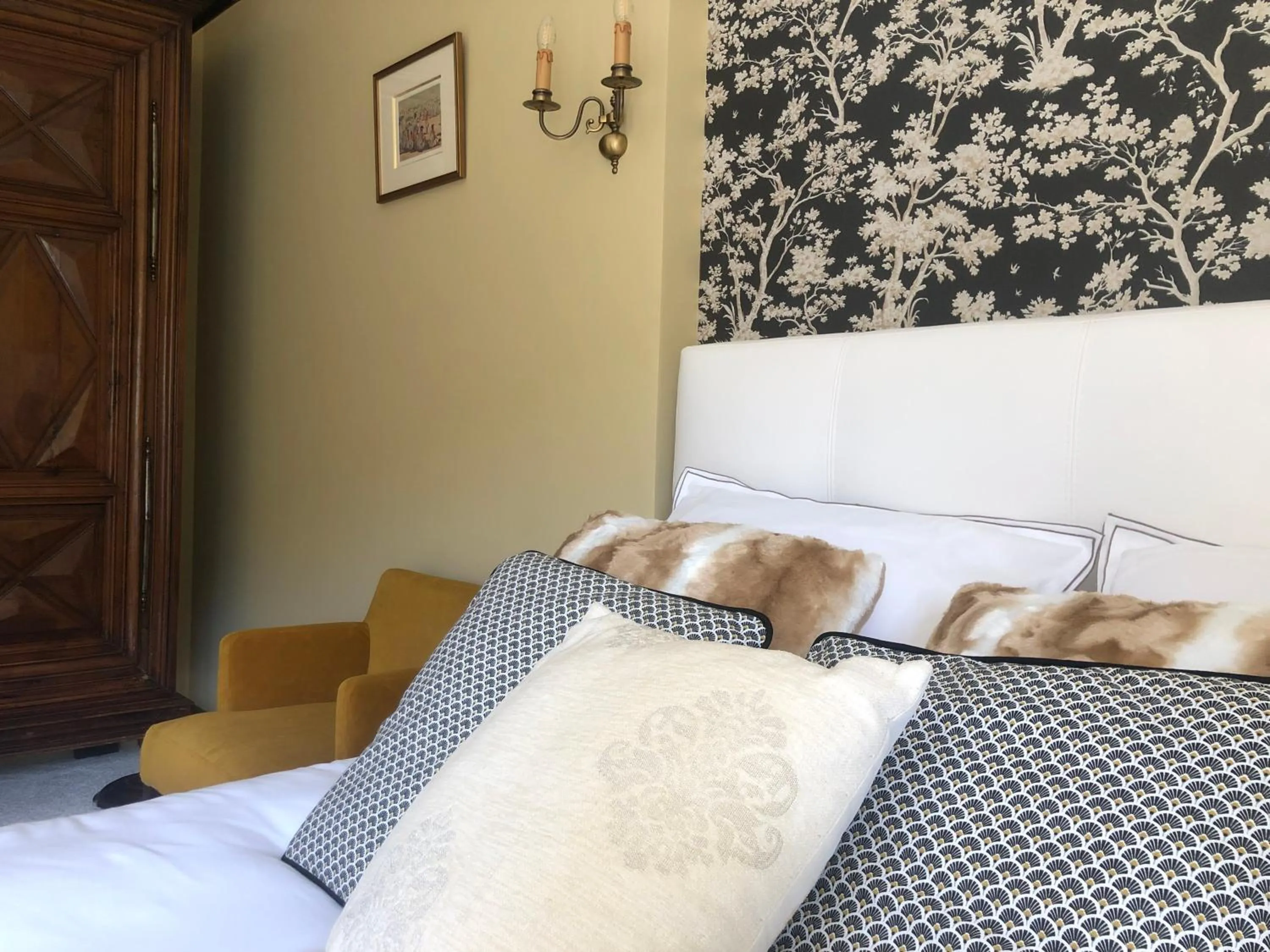 Bed in MAISON BLANCHE