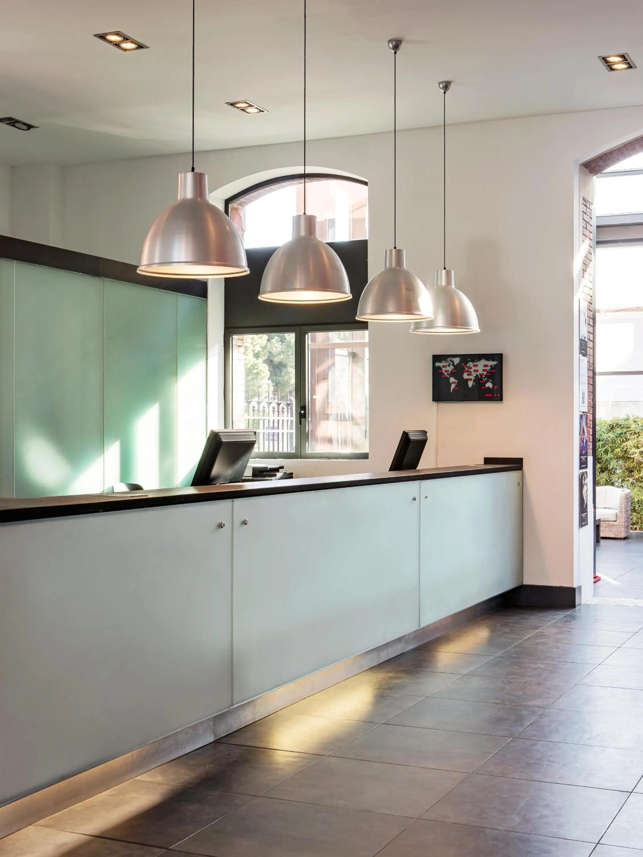 Lobby or reception in New Hotel of Marseille - Vieux Port